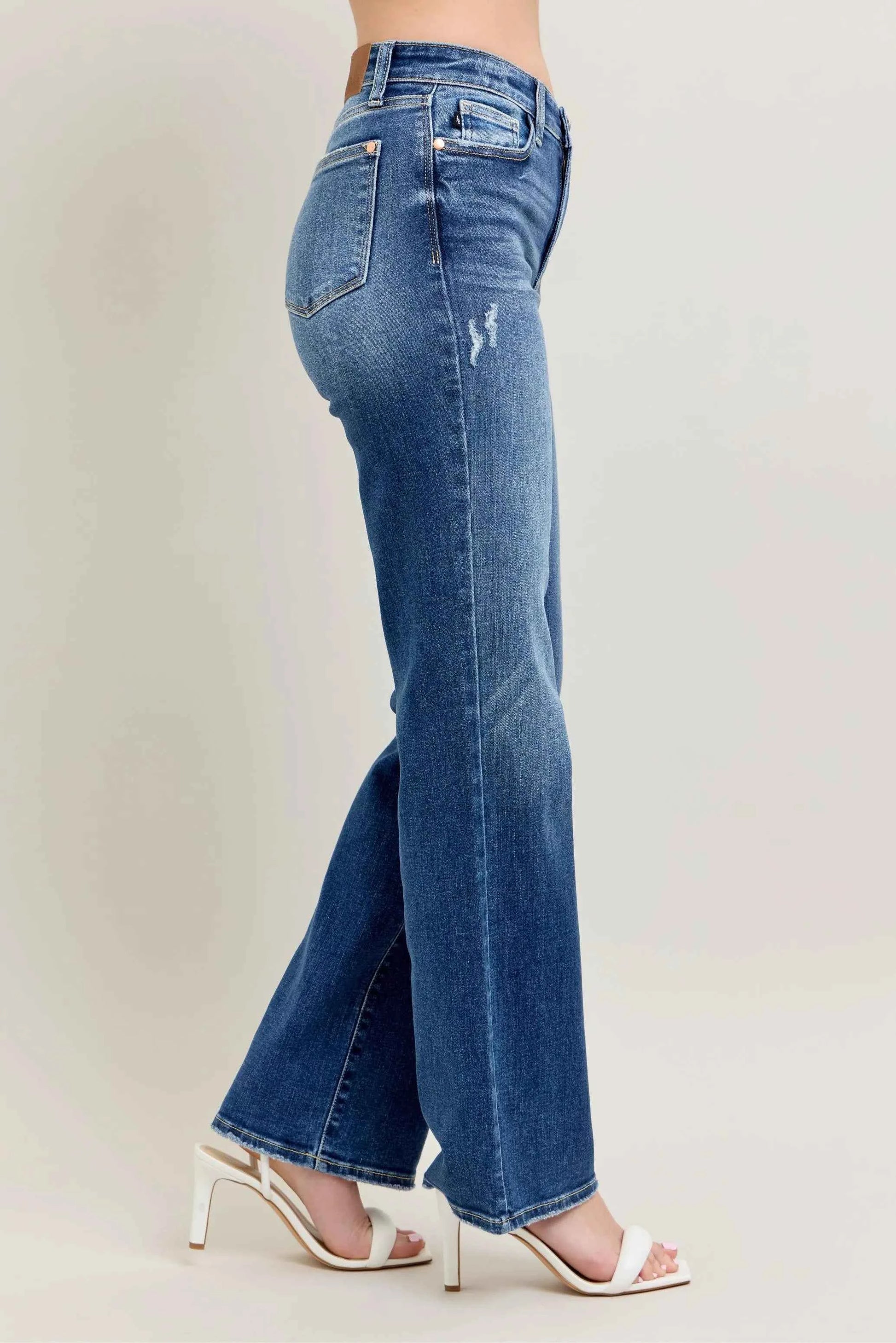 Judy Blue Full Size High Waist 90's Straight Leg Jeans Plus Size d785d8d8d98c4c52b6af01f87bdfeb8c-Max-Origin
