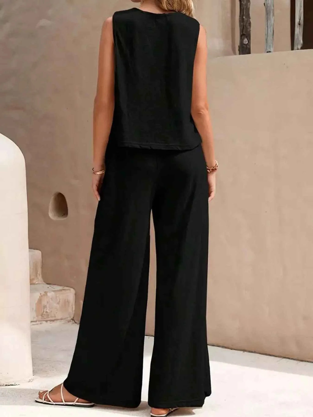 Sleeveless Top and Wide Leg Pants Set d7b2ac0c-2a8f-4b74-a2f0-4d892710c3e4-Max-Origin