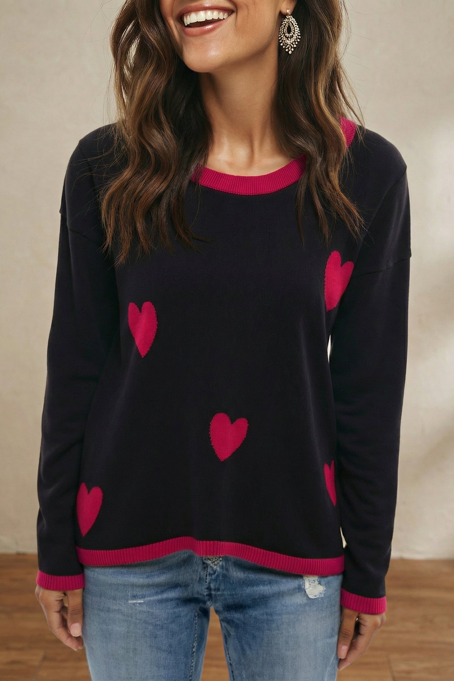 Black white Heart Print Contrast Trim Drop Shoulder Sweater d7b41a6a9e3176f6