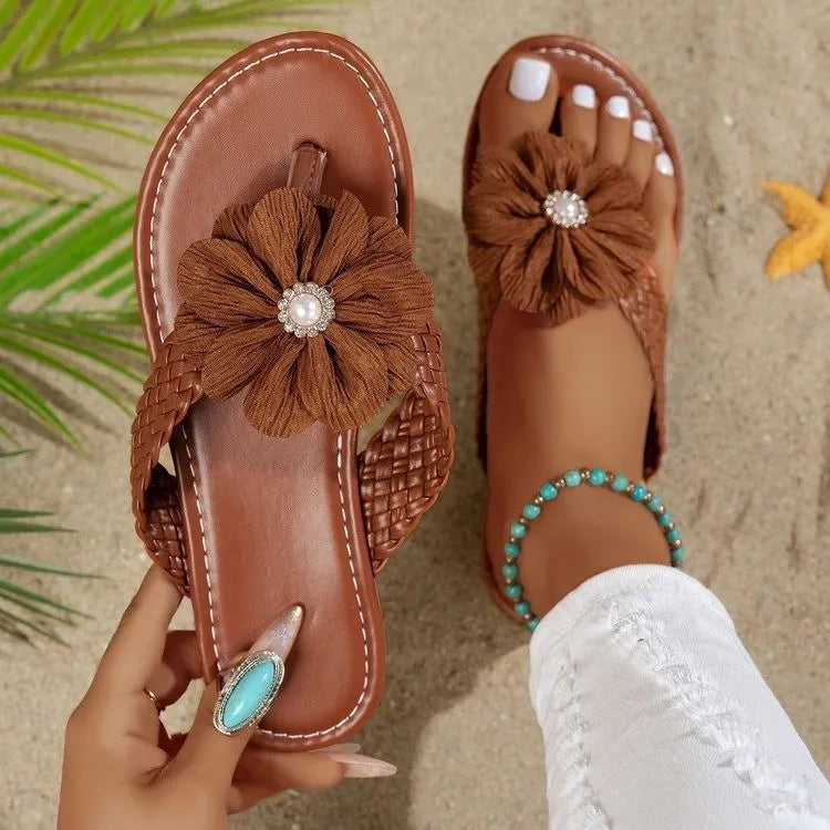 Toe Post Flats Sandals Brown d7b9042b-bd88-4e57-abfe-98e149ffff2d-Max-Origin