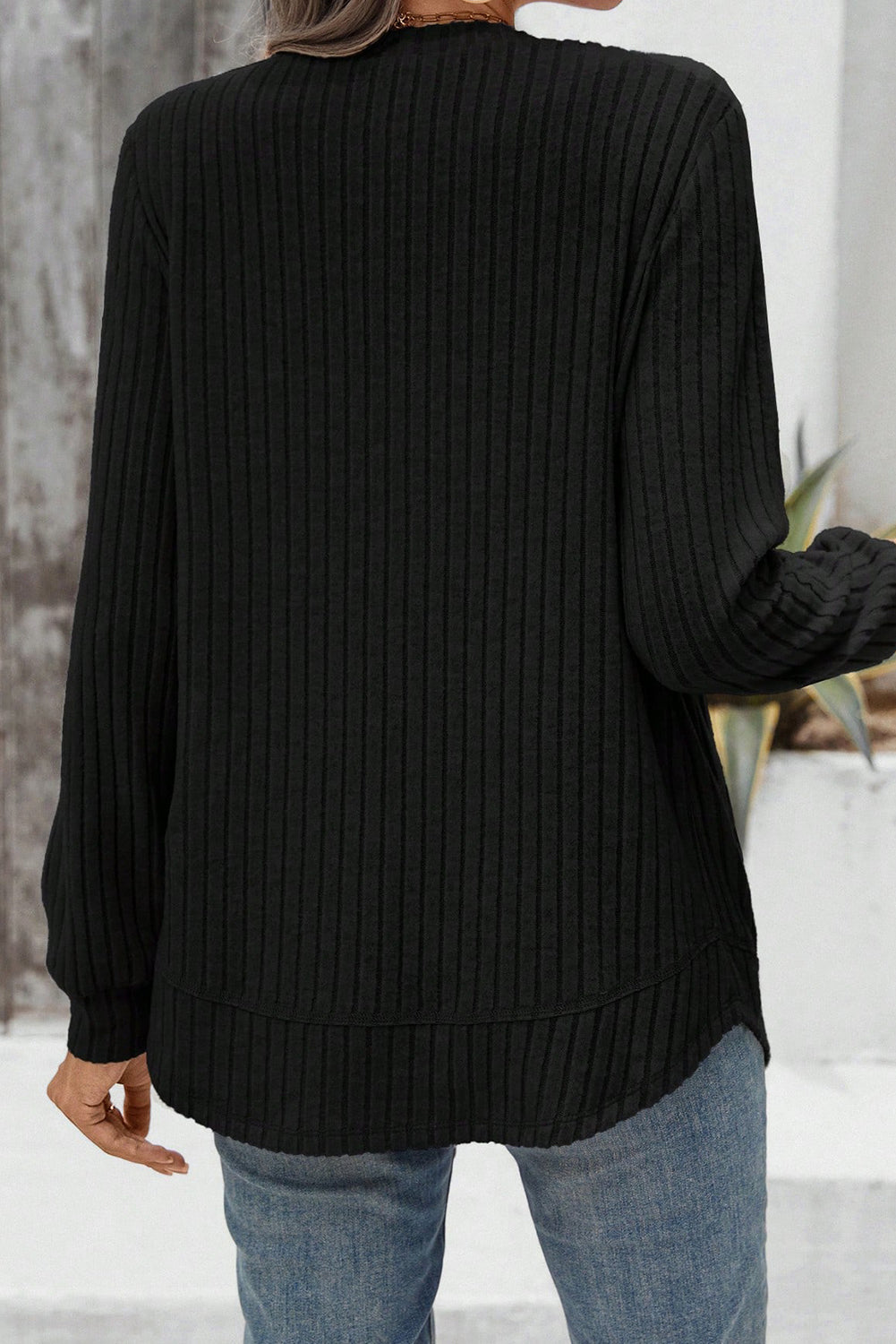 Black Ribbed Texture Round Neck Long Sleeve Rounded Hem Top d7edf4f64eac3fb0