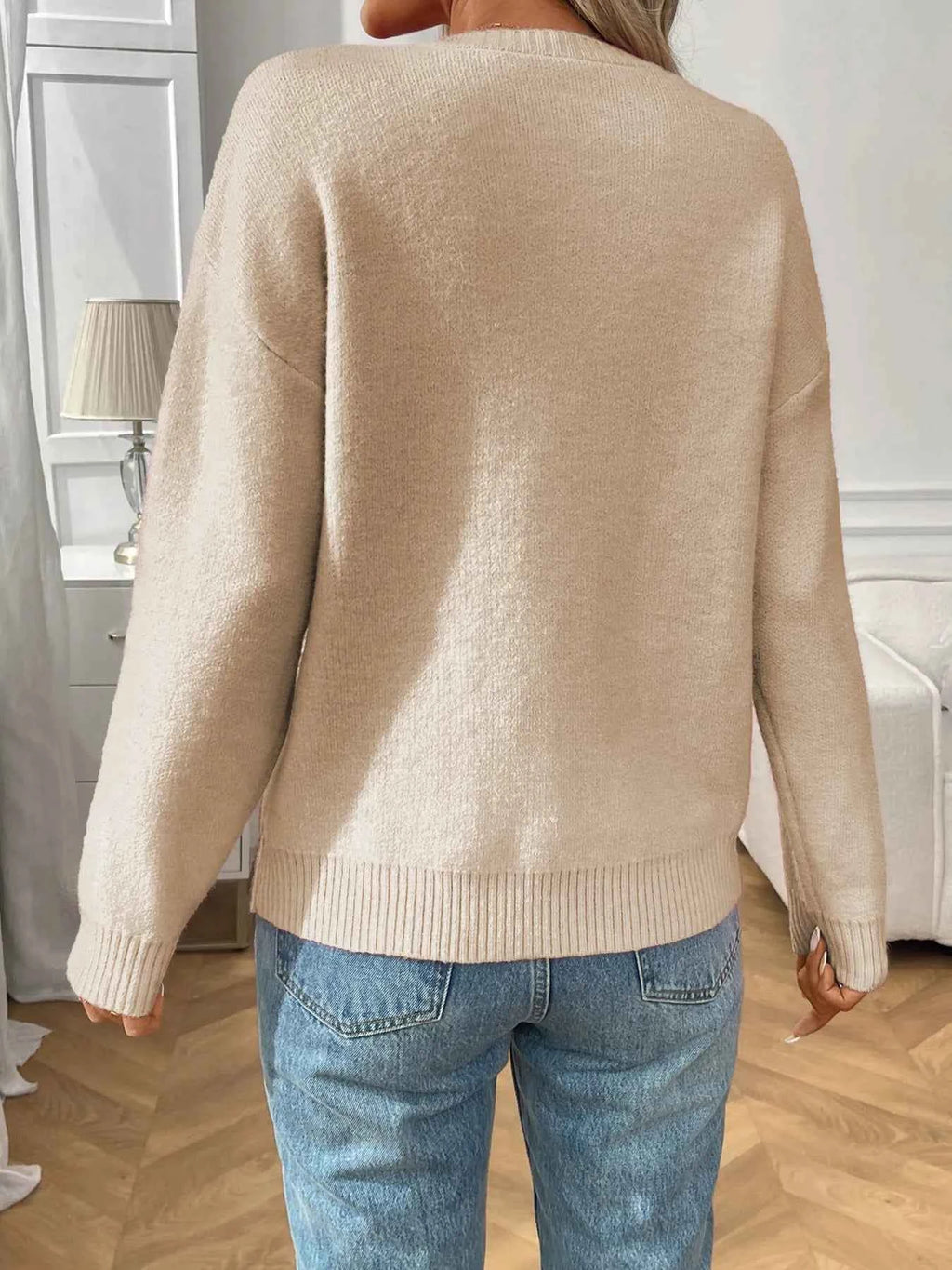 Bow Graphic Ribbed Hem Round Neck Sweater d812f04bc10d4756858afc1e050843d0-Max-Origin