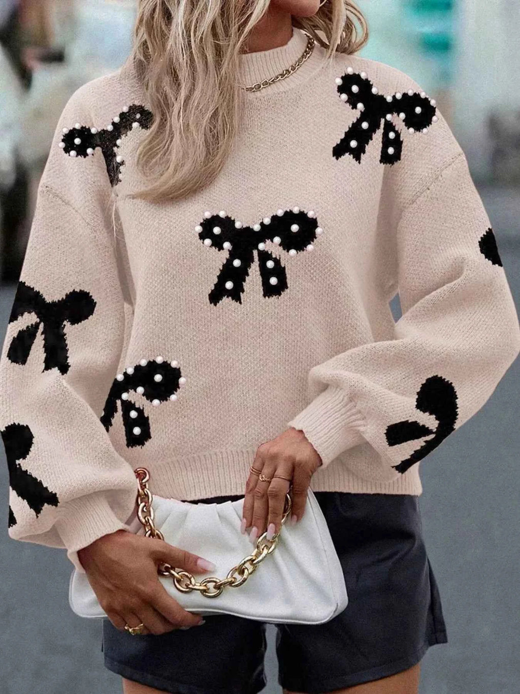 Pearl Embellished Bow Pattern Loose Sweater d891e426-426d-448b-8096-ebb4f3b09e2a-Max-Origin