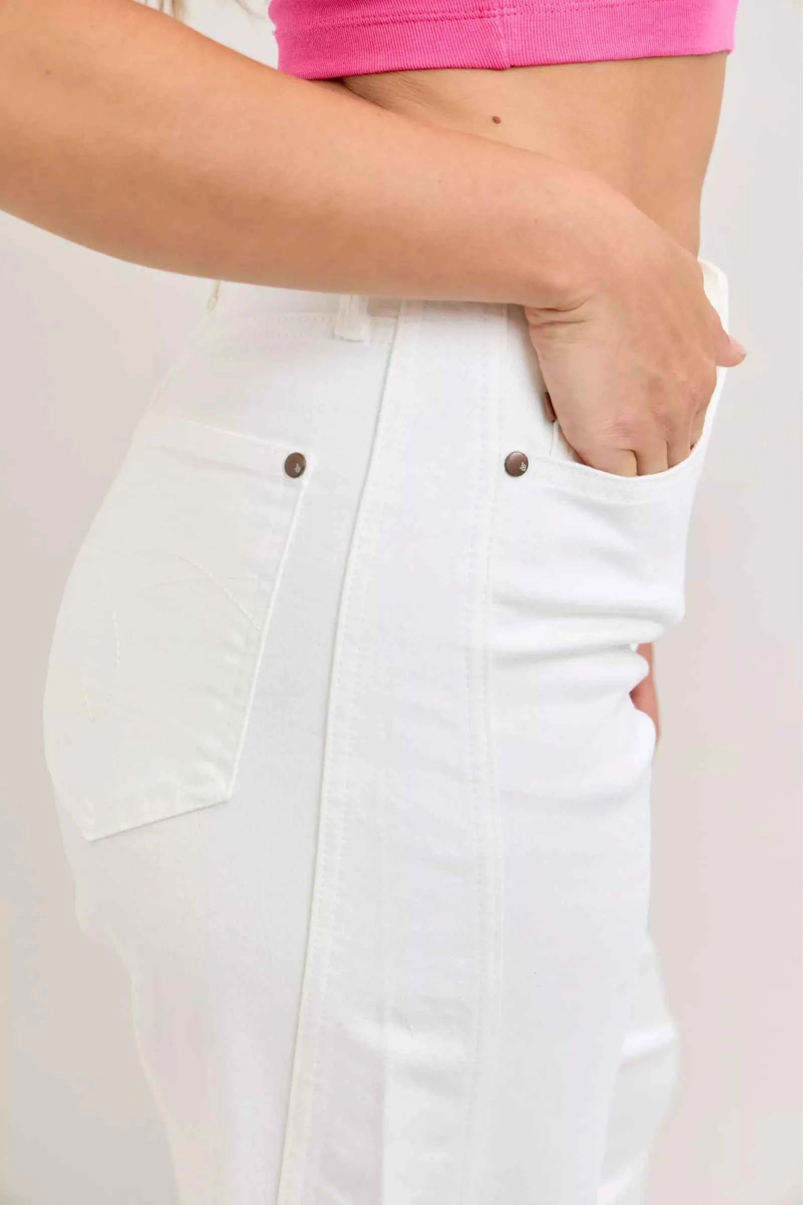 Judy Blue High-Waisted Rigid Magic Panel Barrel Jeans d8ea4565-6bd7-4d67-84c2-8c277e570228-Max-Origin