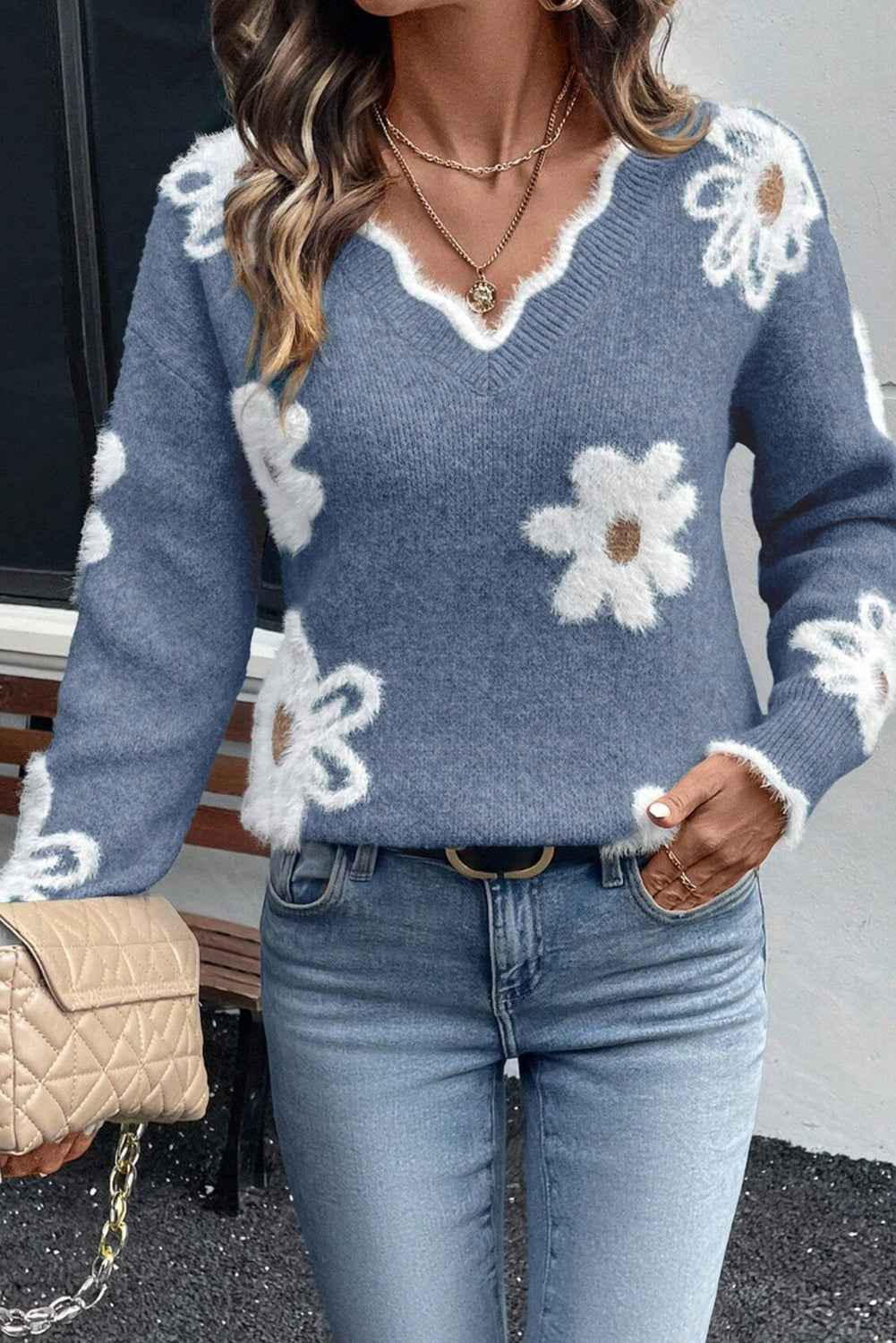 Seagrass Jacquard Floral Scallop V-neck Sweater d907fb272523939c