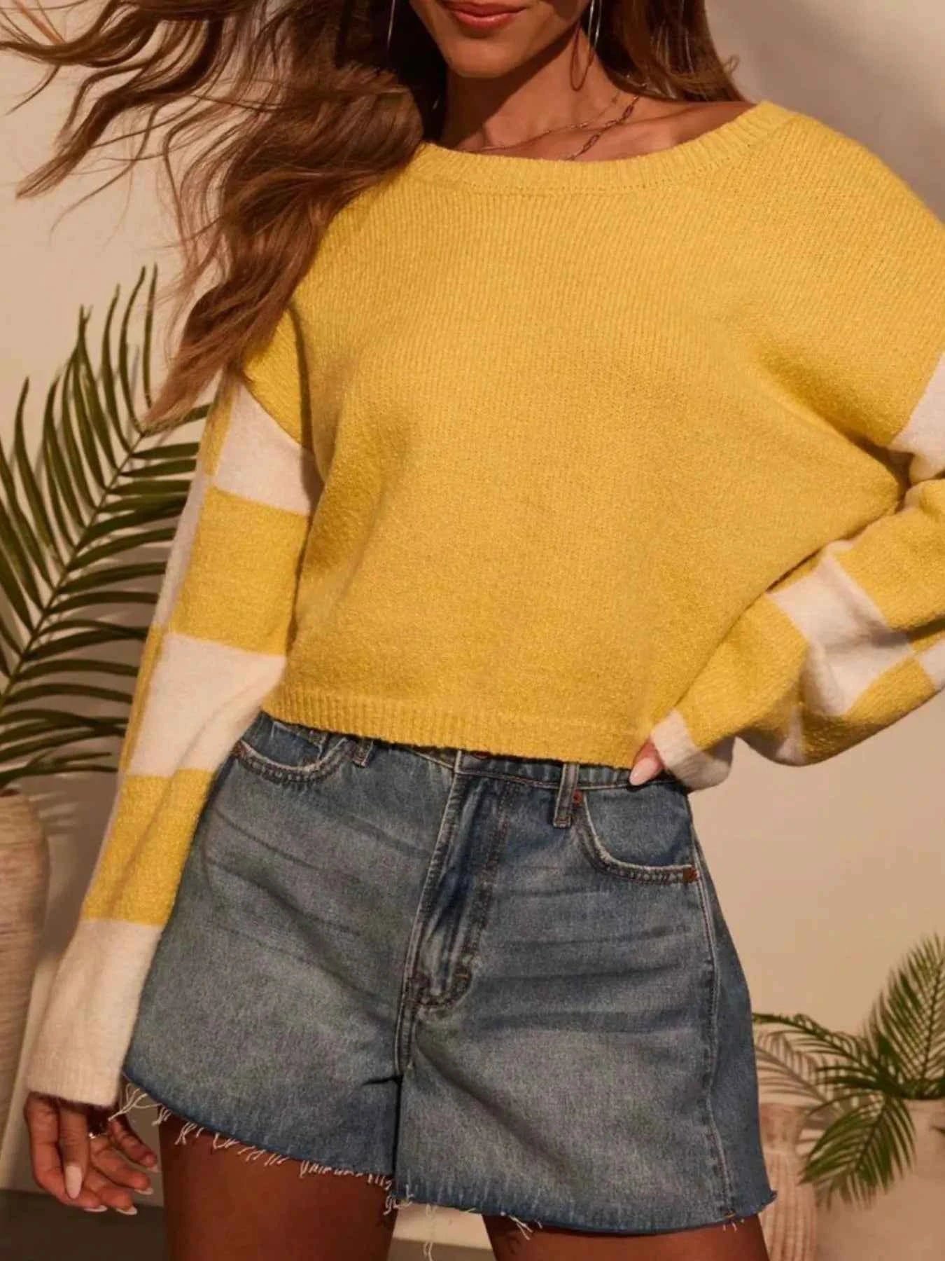 Color Block Long Sleeve Sweater d933ec3b-d508-4f97-a309-948f81865796-Max-Origin