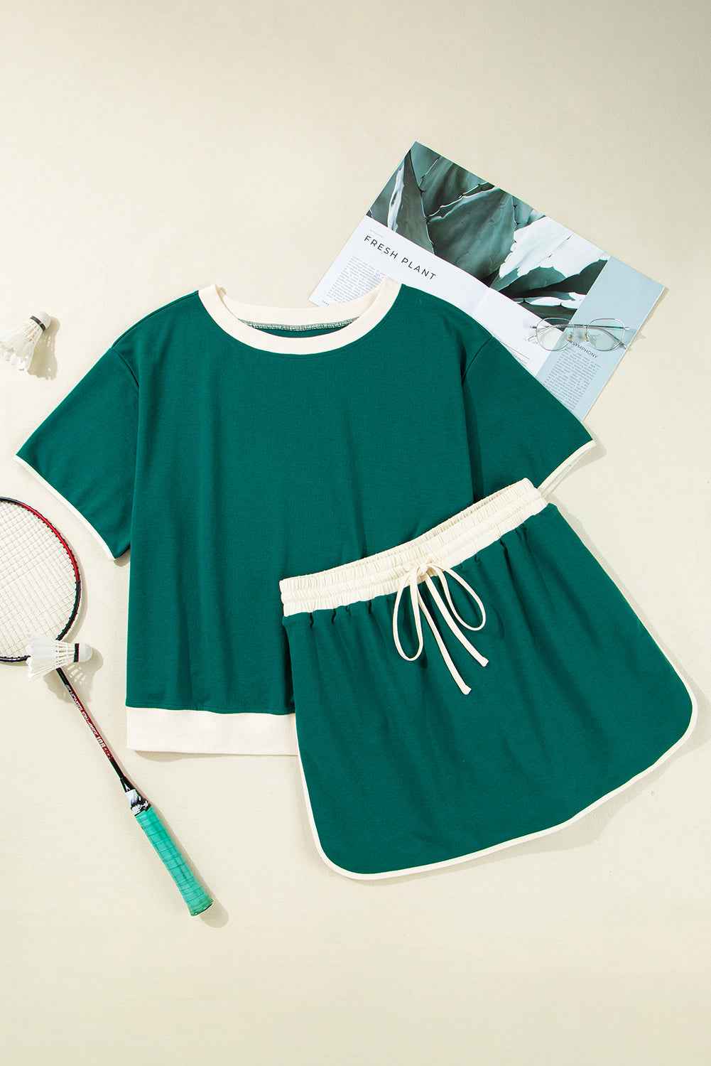 Bonbon Plus Size Contrast Trim T Shirt and Skort Two Piece Set d96a5fefcdc6eb14