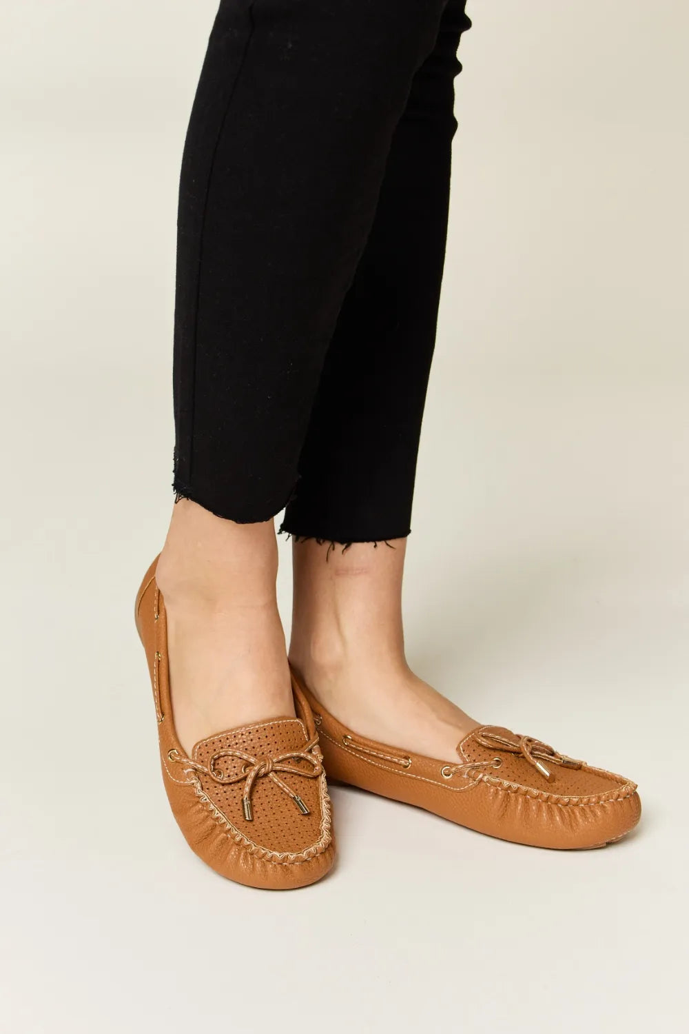 Forever Link Bow Decor Flat Loafers d98d5f87-e273-4fd2-8a8f-2a9ad7199d8f-Max