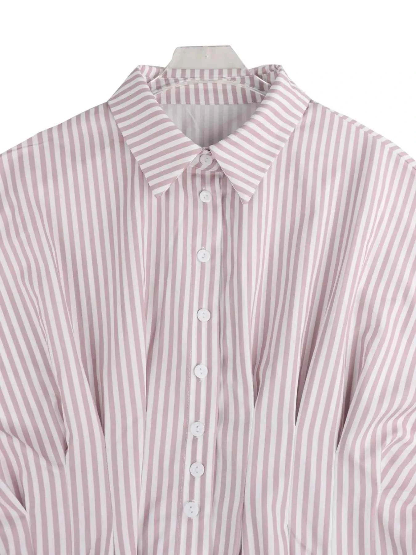 Striped Short Sleeve Button-Up Shirt d9b6afe9-8f85-4d6c-843f-7d22831470fc-Max-Origin