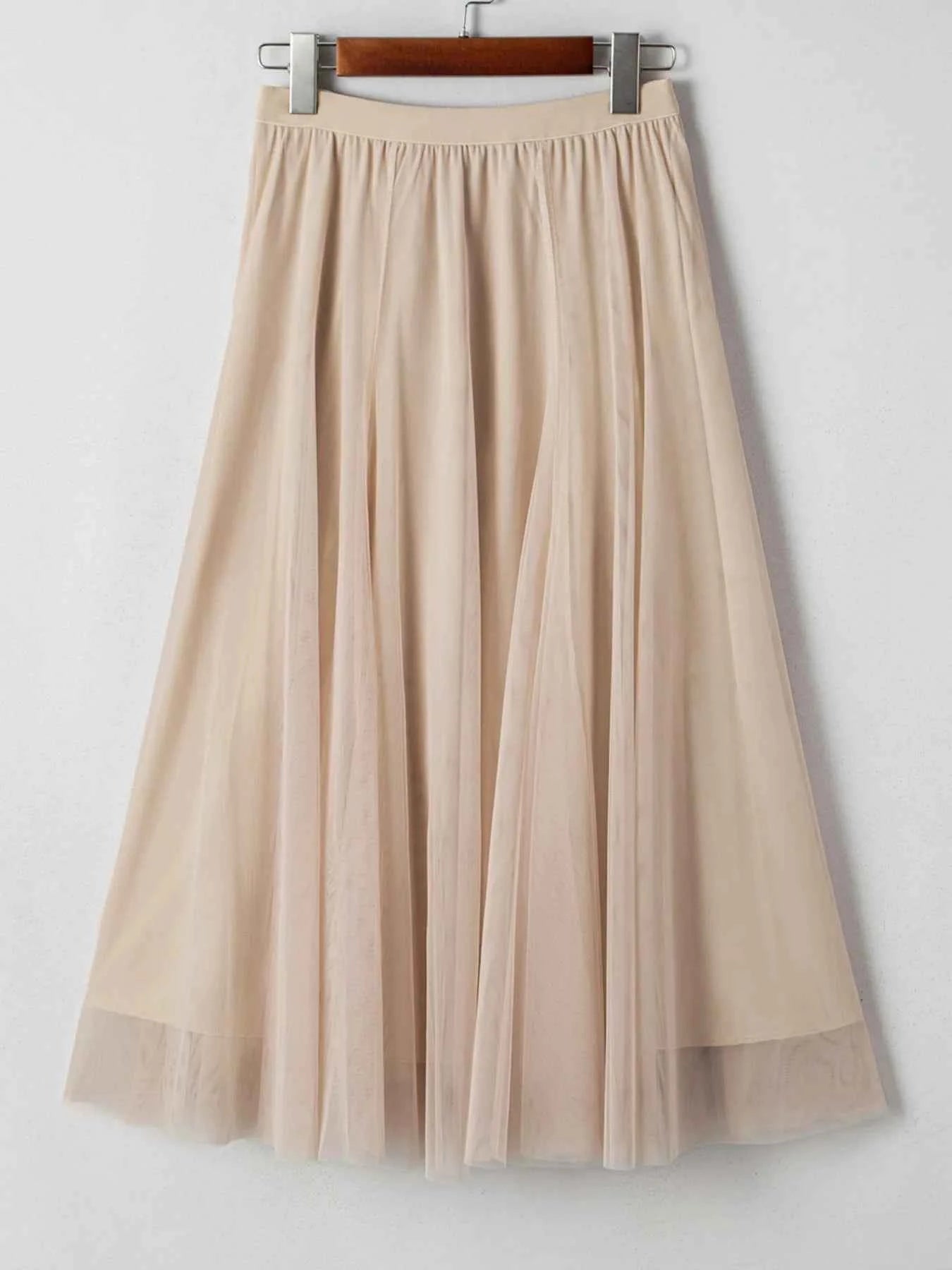 High-Waisted Midi Skirt d9c94ffb59cd44d9aff2eee1ff42cfe5-Max-Origin