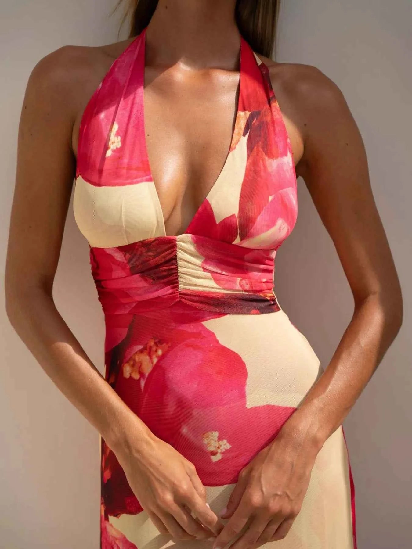 Floral Halter Neck Deep V Maxi Dress da1c4849-b06f-4b0e-a3b3-50c465c87bb7-Max-Origin