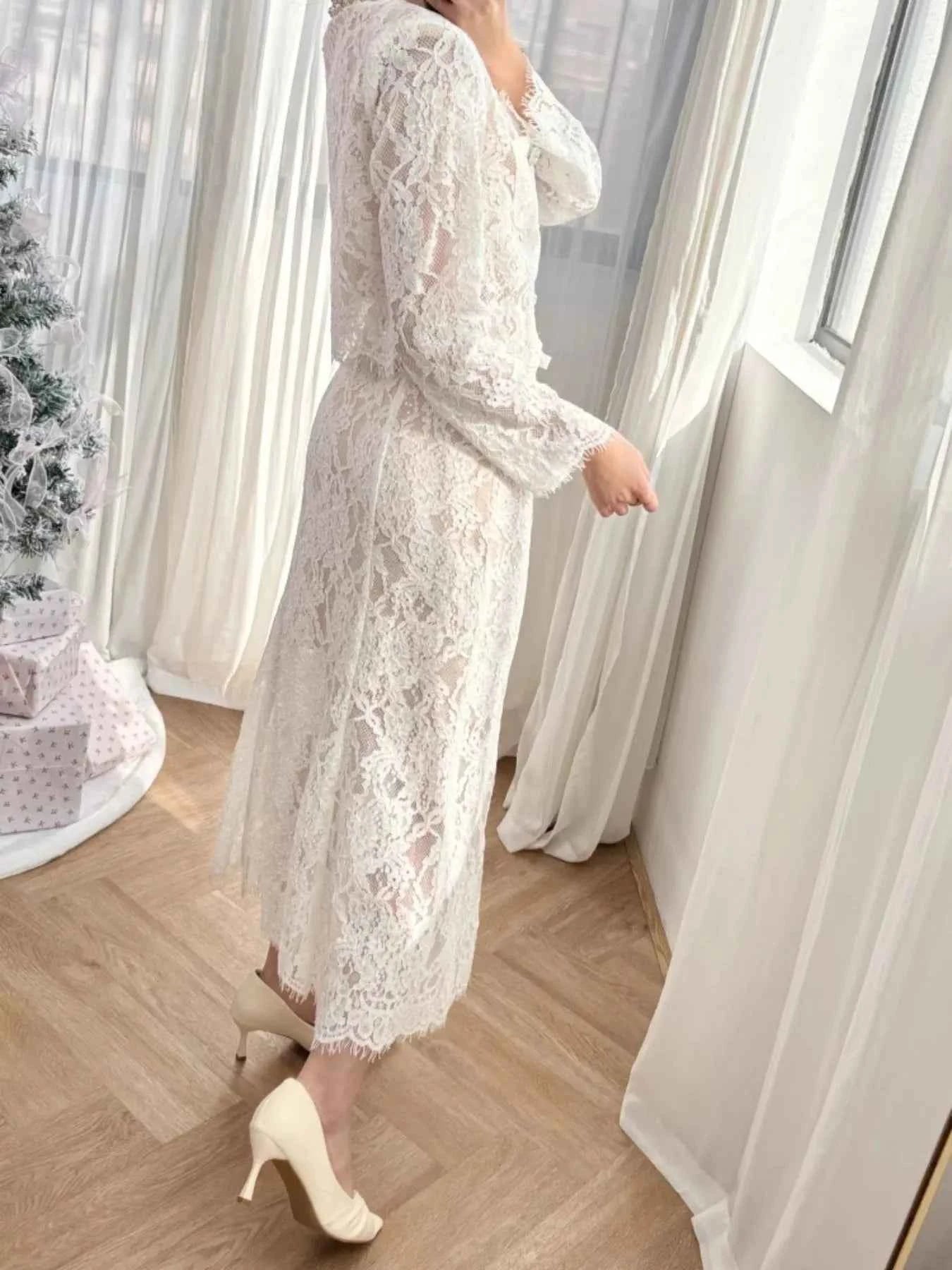 Lace Snap Down Top and Skirt Set da37bbe5-66e7-438a-ad10-06e545ffe85e-Max-Origin