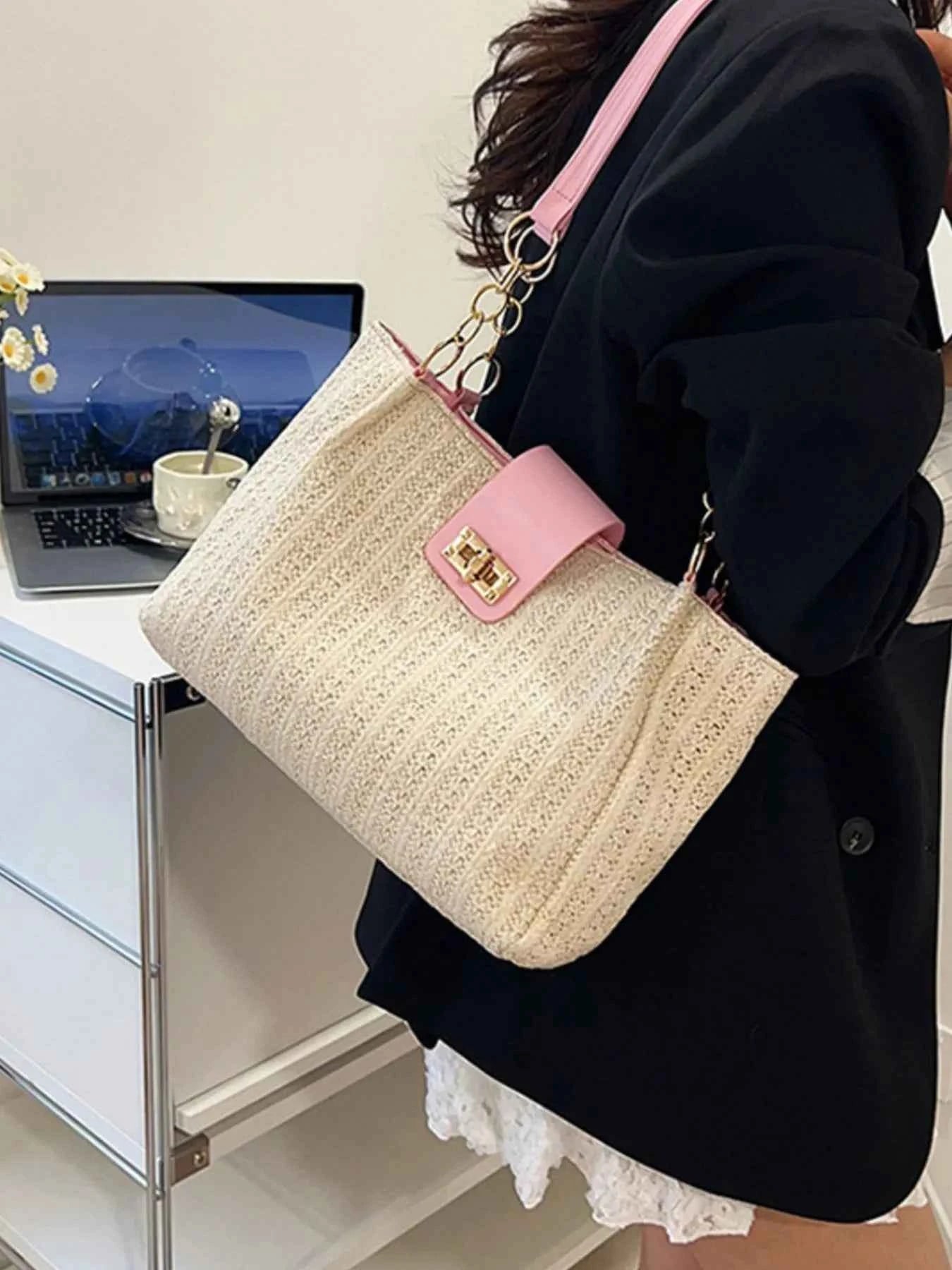 Woven Straw Shoulder Bag da3a3abe-84d7-473d-9978-235bd1555b28-Max-Origin