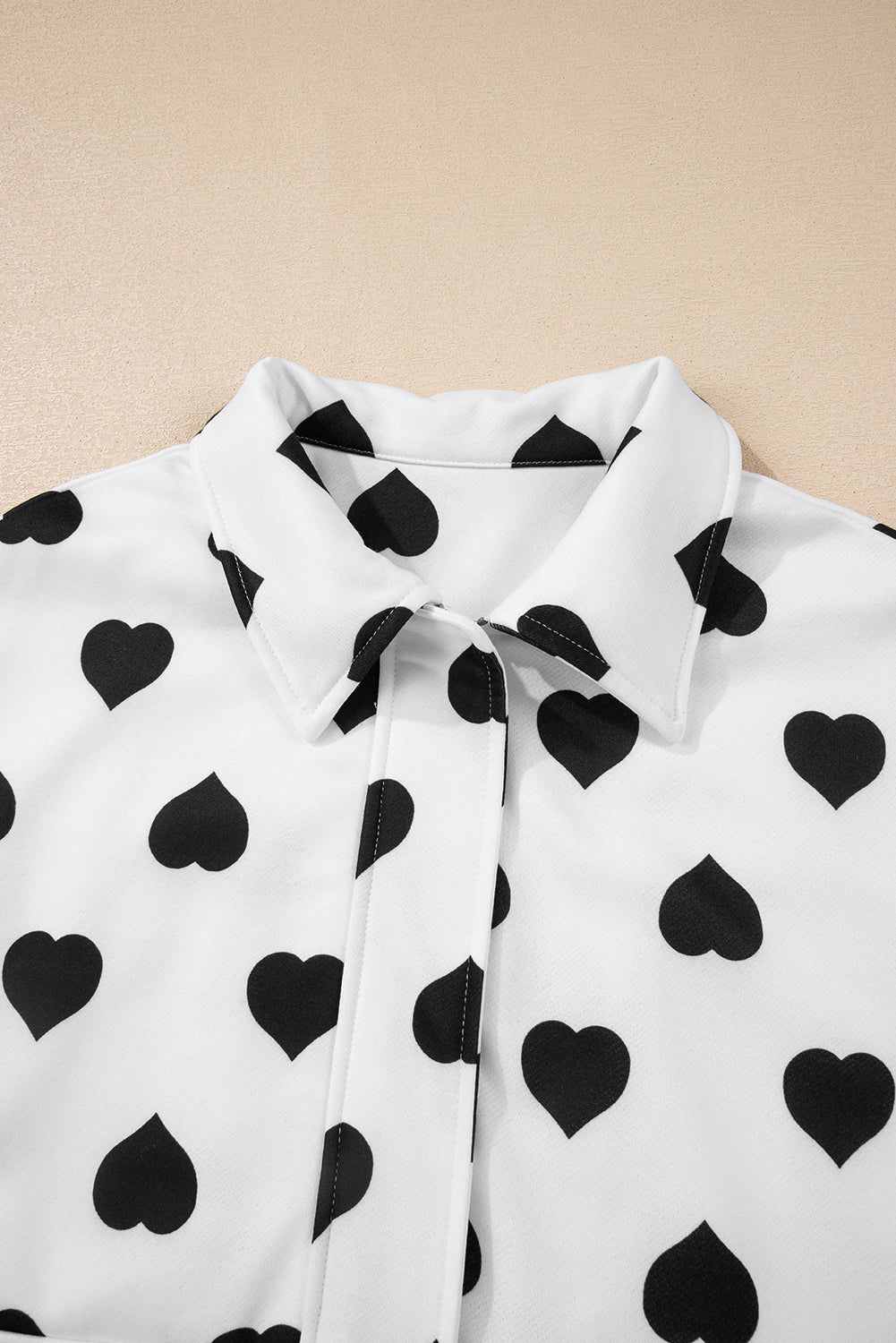 White Zipper Heart Print Collared Jacket da3c9519a96d6e88