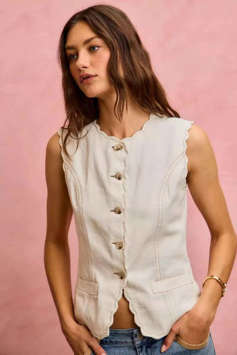 SO ME Scalloped Edge Cotton Twill Washed Vest Top da75bd44262949e89ba0bc39ea9cbfc1-Max-Origin