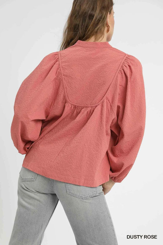 Textured Notched Blouse with Balloon Sleeves daae75fb-6aea-4897-9ea1-4b163724ed7e-Max-Origin