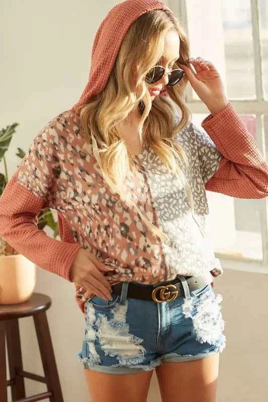BiBi Popcorn Waffle Knit Hoodie with Print Block Front dab84301e51b4055a1f693304186b6f5-Max-Origin