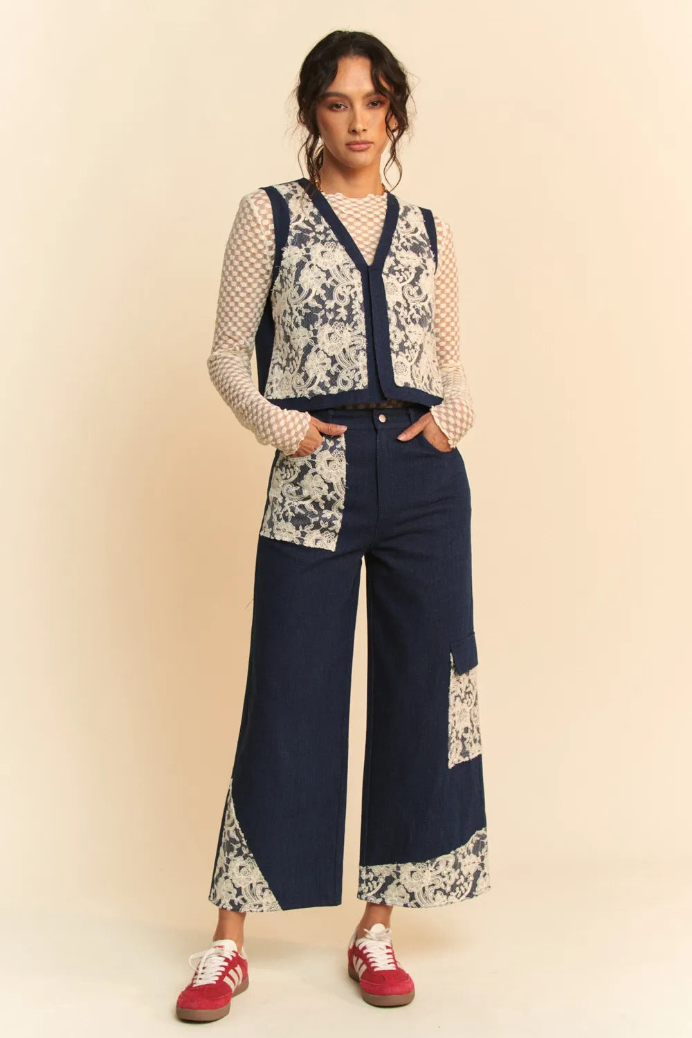 Davi & Dani Lace Applique Wide Leg Jeans dac654bb-e51a-4d0f-a896-048599d00e6a-Max