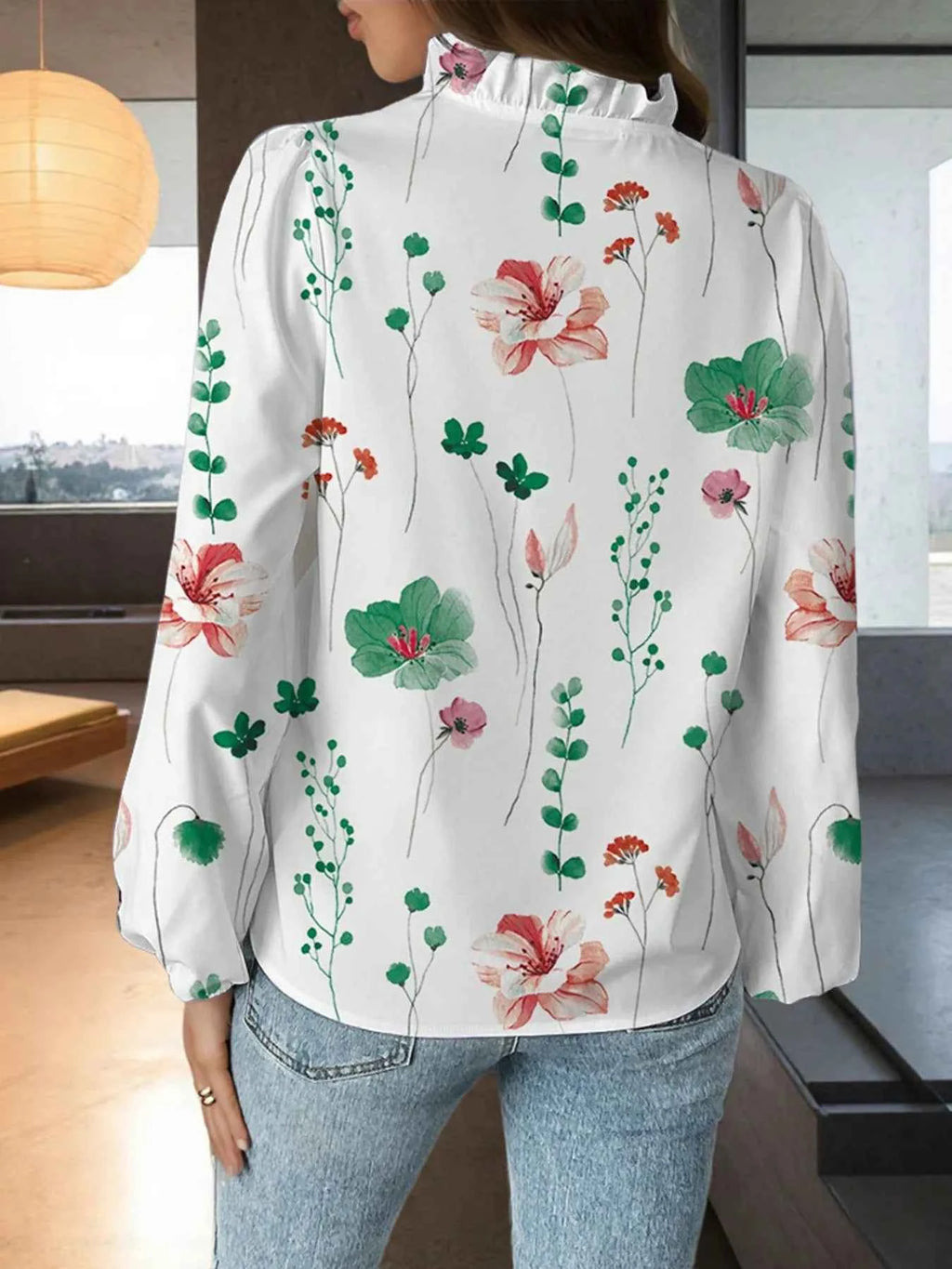 Ruffled Balloon Sleeve Blouse db680402060145a8a03c4b363863636c-Max-Origin