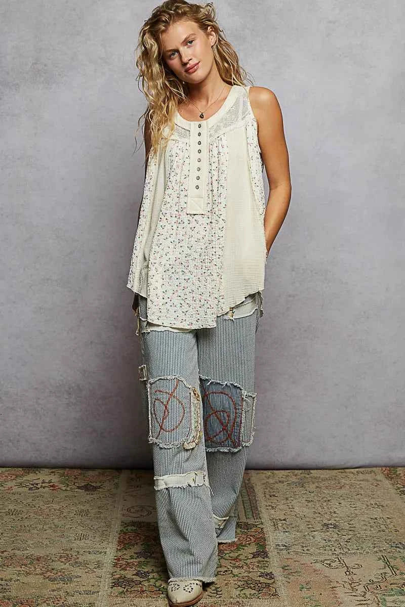 POL Floral Print Button-Front Lace Patchwork Tank Top db836951-12b0-4d08-bb91-0e103f76084d-Max-Origin