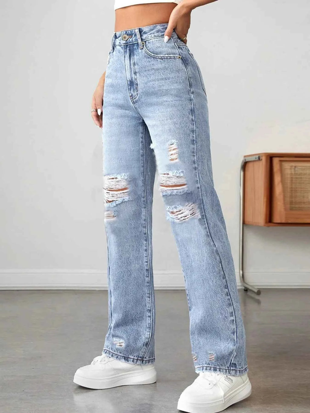 Distressed High Waisted Jeans dbadb89ccab8496696879b3d5af0c463-Max-Origin