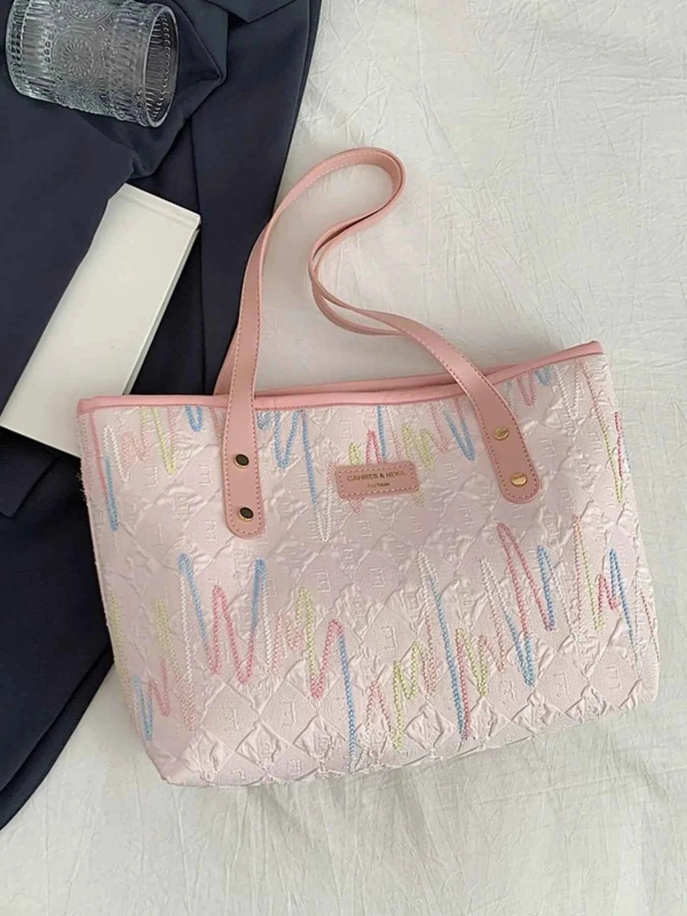 Contrast PU Leather Tote Bag dbd4441cf80342a39c215c57b82894ec-Max-Origin
