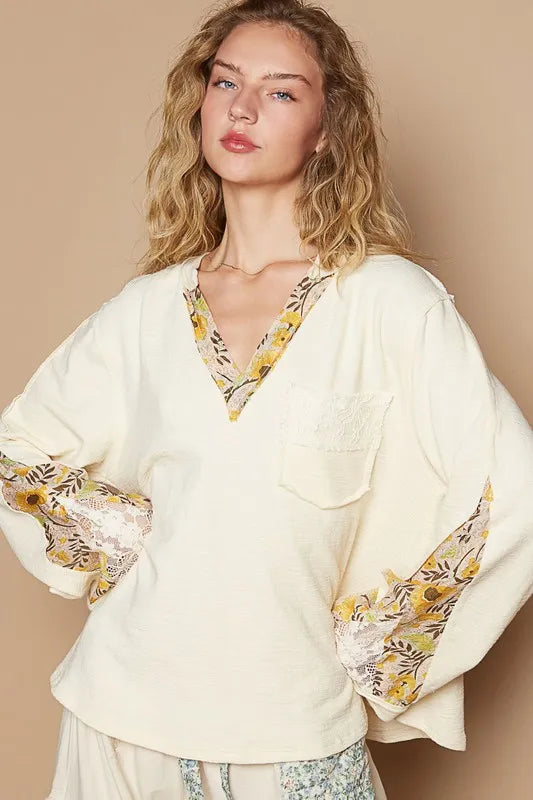 POL Lace Detail Flower Printed V-Neck Knit Top Cream dbe8d3f1-6c8b-42c1-8cec-20c50370ea6a-Max