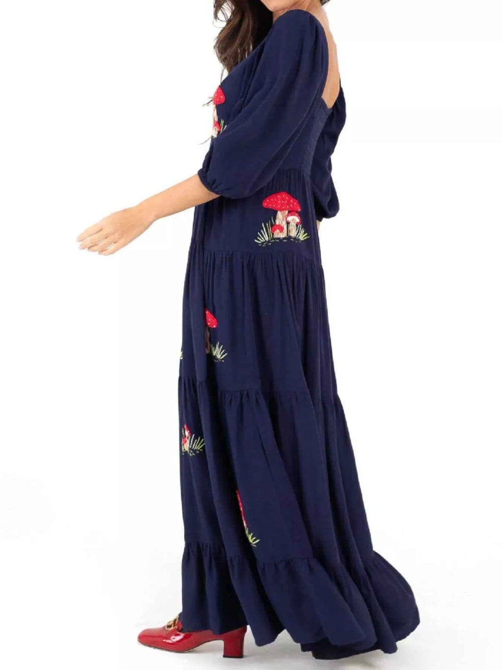 Square Neck Tiered Maxi Dress dbf76a1b-f08e-4ef8-940a-9d35de871945-Max-Origin