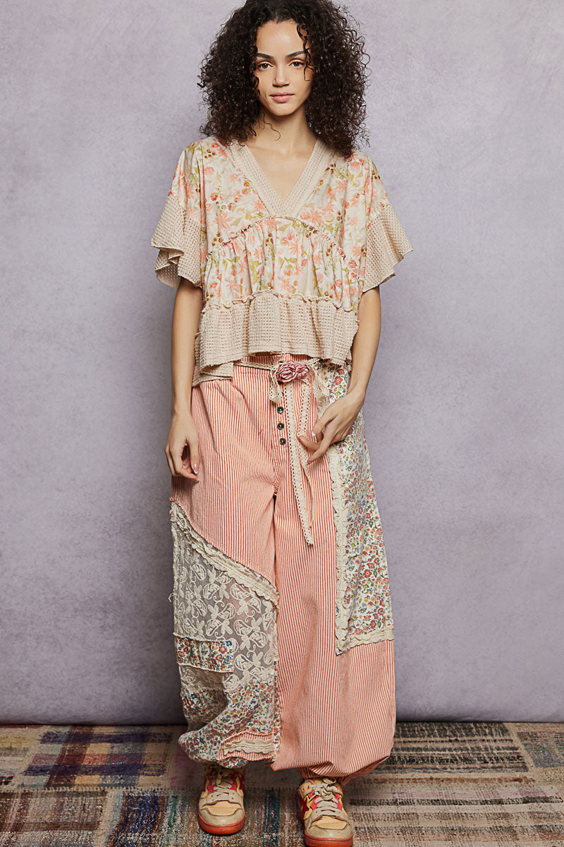 POL Floral Print V-Neck Woven Blouse with Gentle Gathers dbfc363d-da1d-4503-b99d-fab5521eb7e9-Max