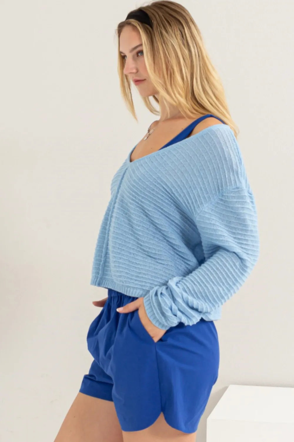 HYFVE V-Neck Stripe Texture Long Sleeve Top dc110462-9385-45d3-b018-0b1f6b27577e-Max
