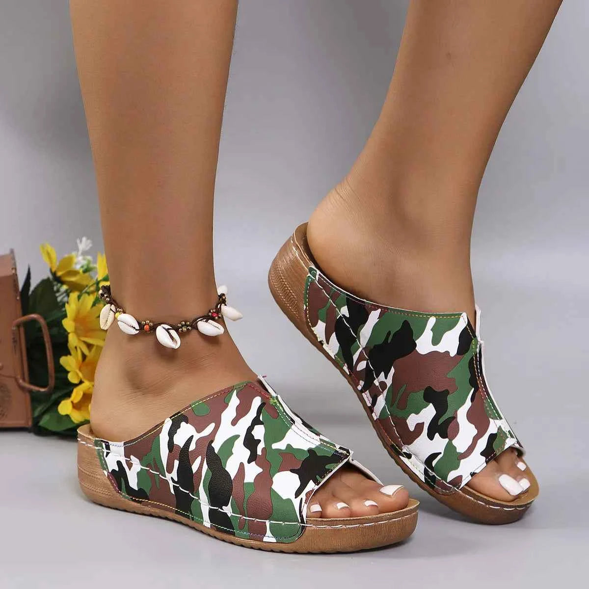 Round Toe Platform Sandals dc2206b0-6438-4ad1-bba0-fa389d0ec9c9-Max-Origin