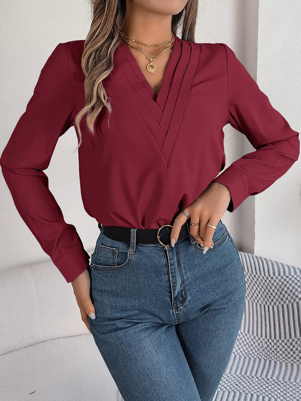 Layered V-Neck Long Sleeve Blouse dc400bee-62cc-4b0b-97c2-2208655e59d1-Max-Origin