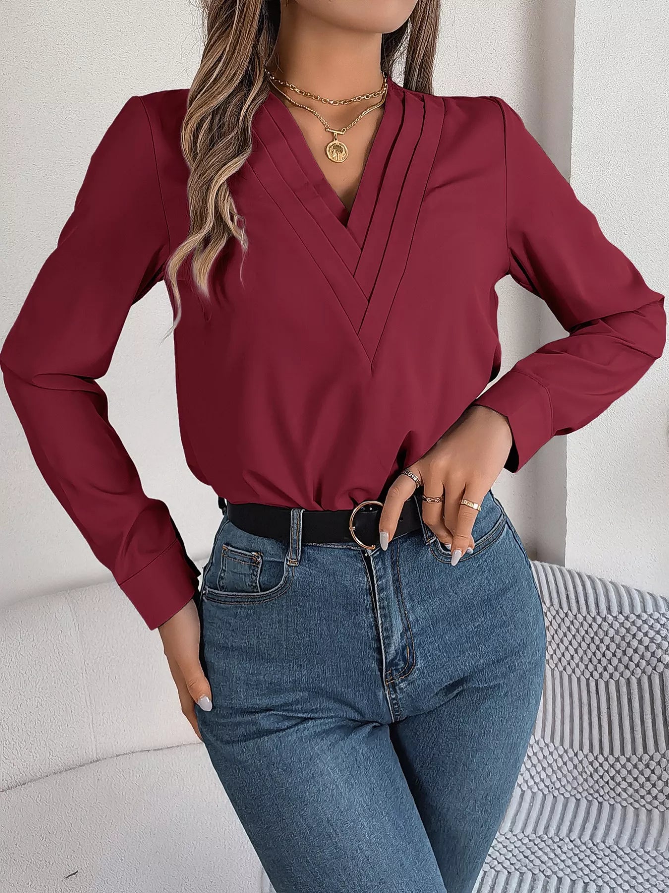 Layered V-Neck Long Sleeve Blouse dc400bee-62cc-4b0b-97c2-2208655e59d1-Max-Origin