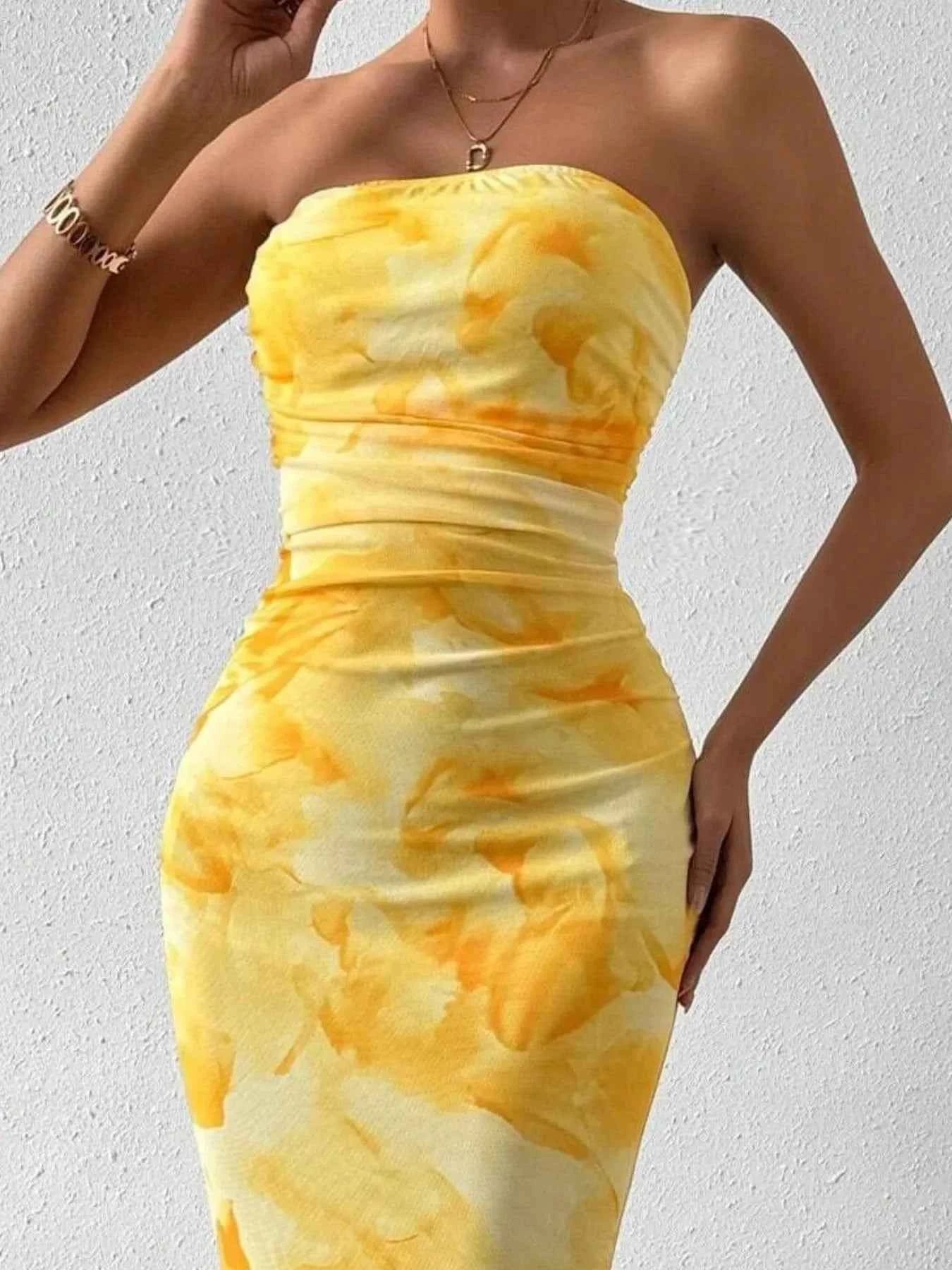 Printed Side Slit Tube Dress dc8a40f6-fe84-4dd2-9a9d-4d96573c29fb-Max-Origin