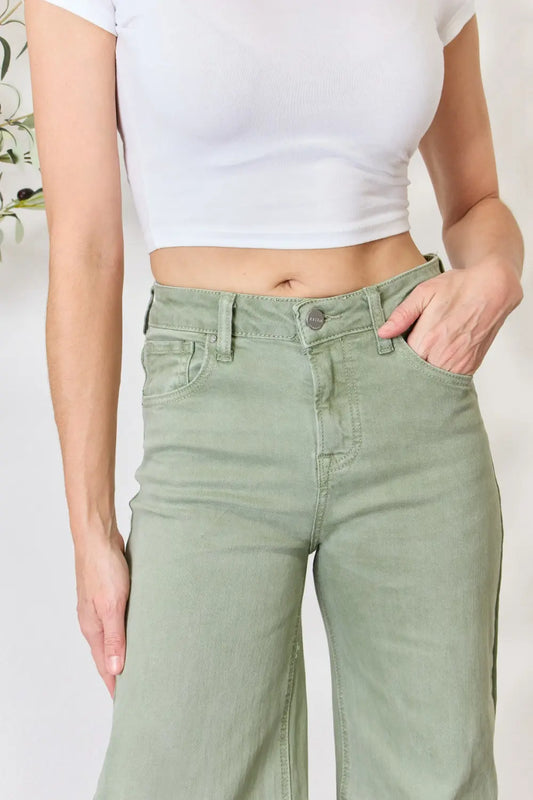 Full Size Raw Hem Wide-Leg Jeans dca7b775dc914dddb03248652bd58c10-Max