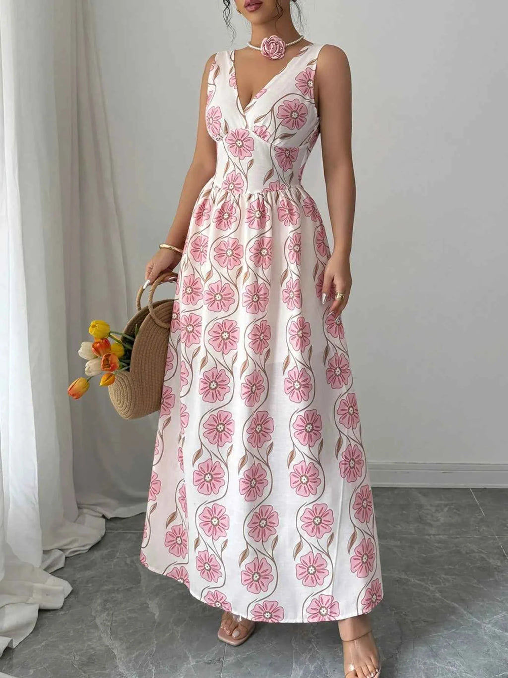 Floral Print Tie Back Maxi Dress dcd24919-b4e0-49b8-b4bd-7adf58f38231-Max-Origin