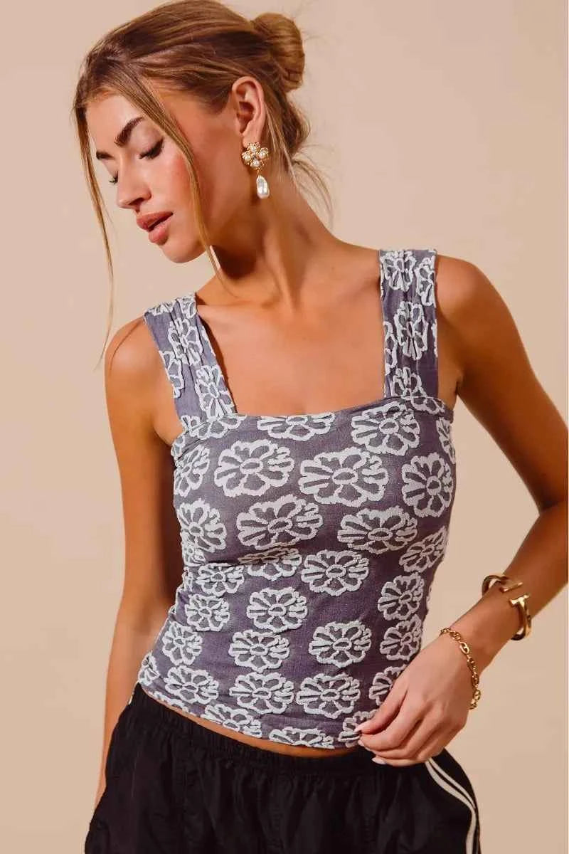 SO ME Two Tone Floral Seamless Tank Top dcdd23ad7cab4610bb4a04ea1a28f8f1-Max-Origin