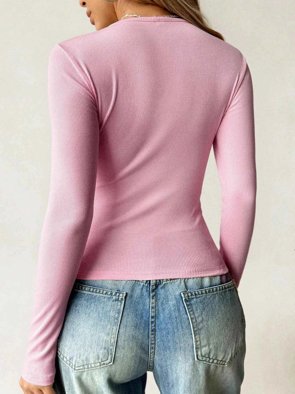 Ribbed Knit Long Sleeve T-Shirt dcee20df-b4a2-4a8d-9126-7334cb0127df-Max-Origin