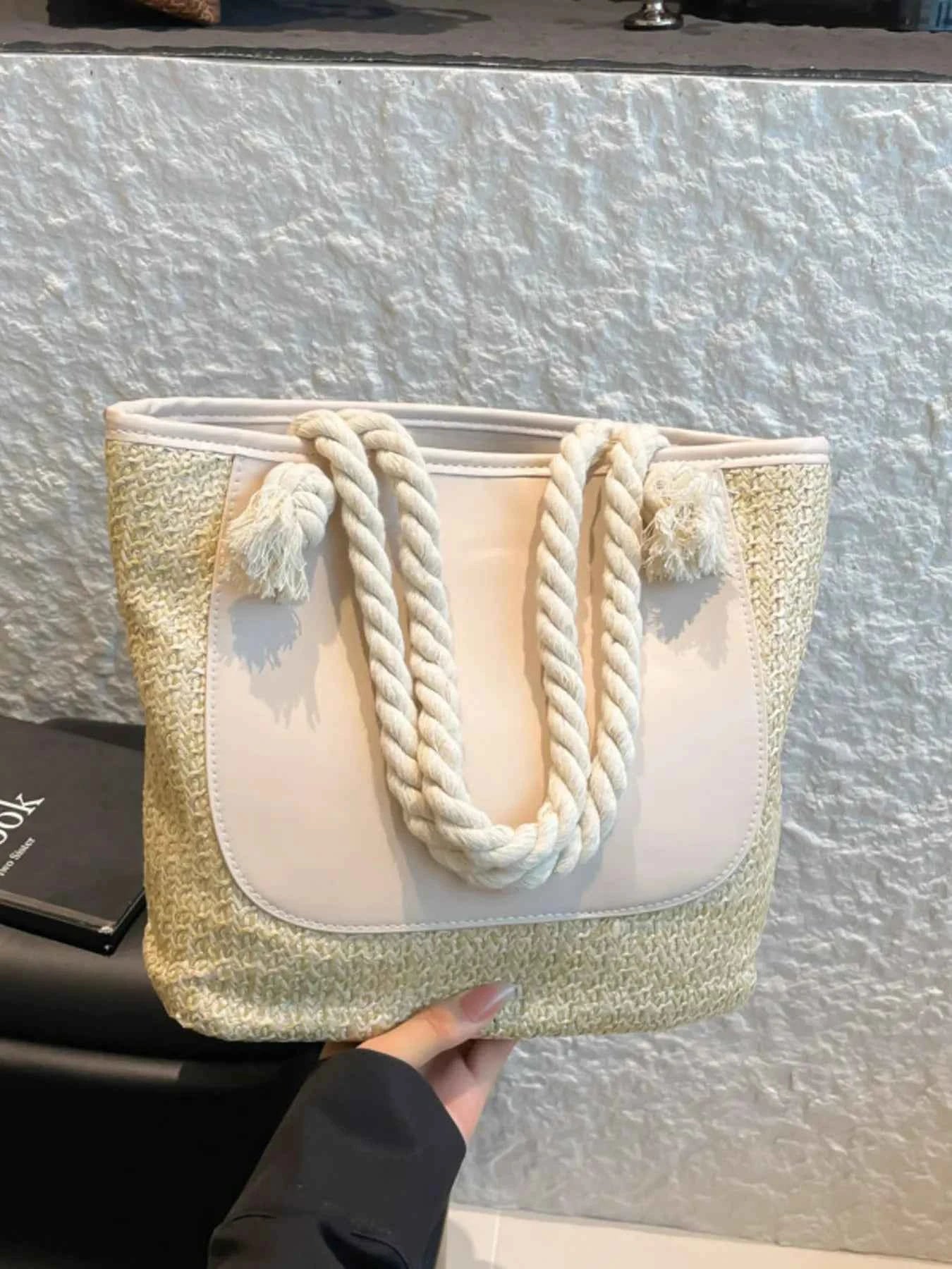 Rope Handle Straw Tote Bag dd01c33fdec4432db2feedfe0742a291-Max-Origin
