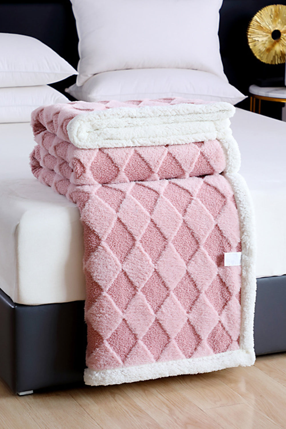 Pink Soft Diamond Pattern Plush Blanket dd7888e1ec08688f