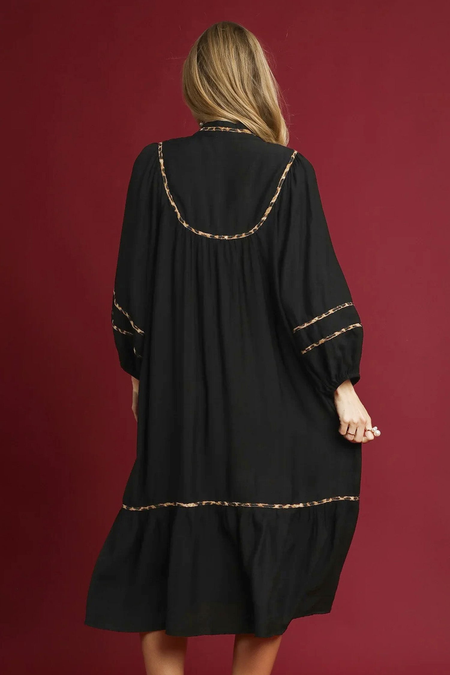 Black Contrast Leopard Trim Split Neck Long Sleeve Casual Midi Dress dd798009b67f0e1c