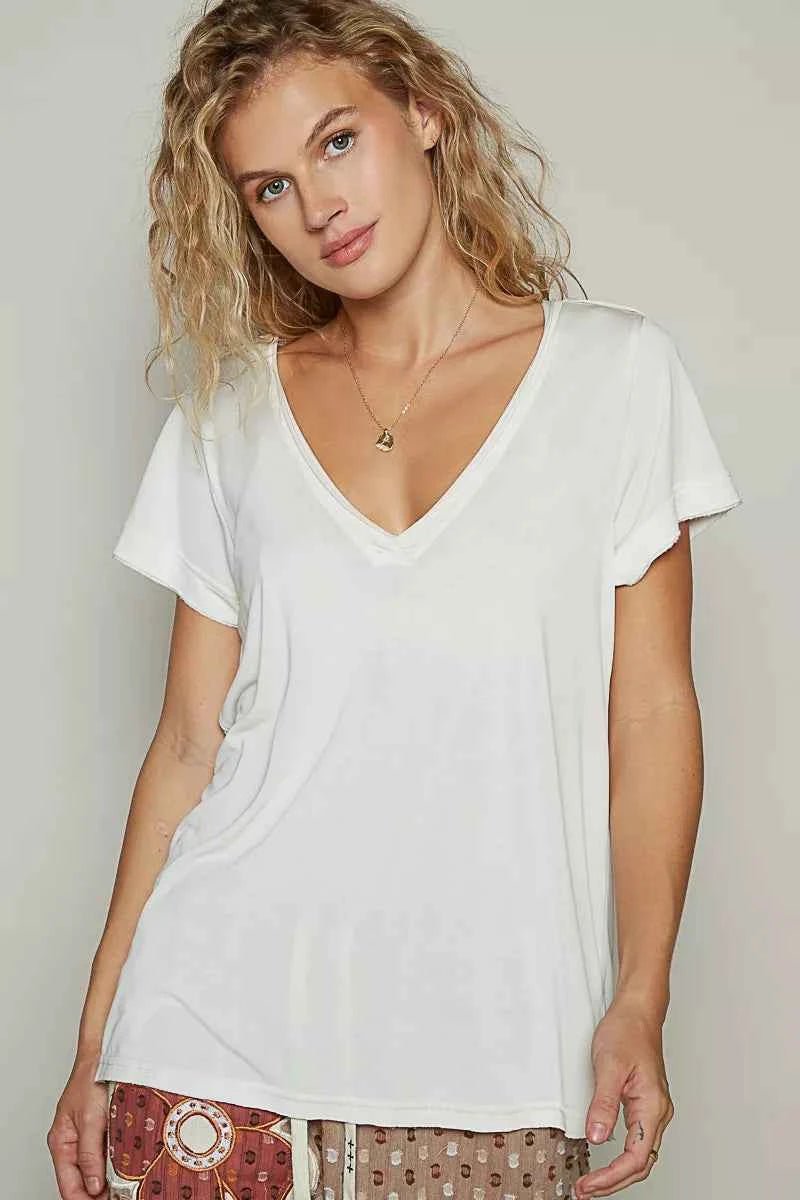POL Basic V-Neck Short Sleeve T-Shirt OFF WHITE dd97fea4-be97-4b5b-bde8-b3714629254a-Max-Origin