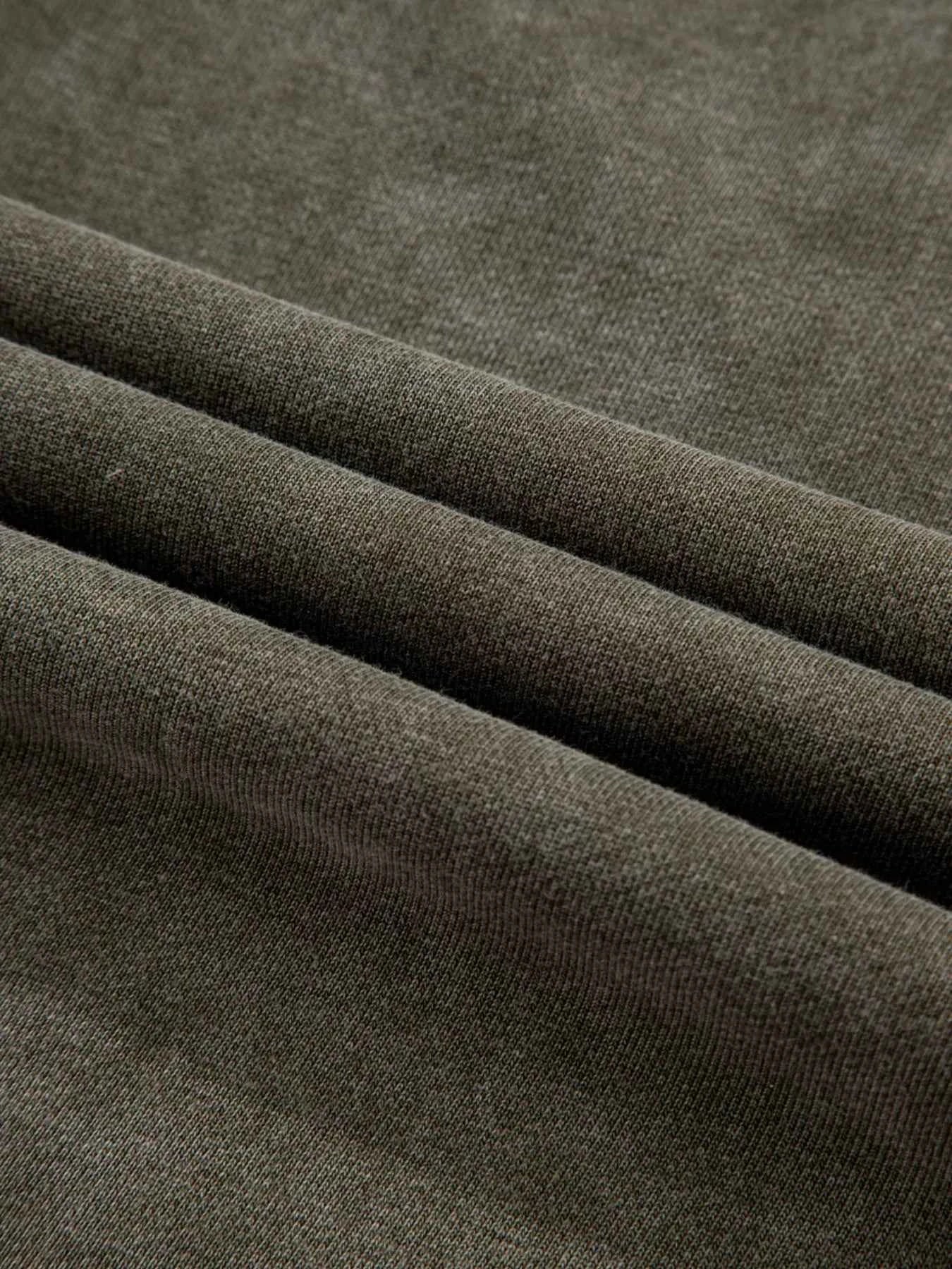 Lace Patchwork Detail Notched Mineral Wash Sweatshirt ddc3dd22bc1040fda2f4e4add29981f9-Max-Origin