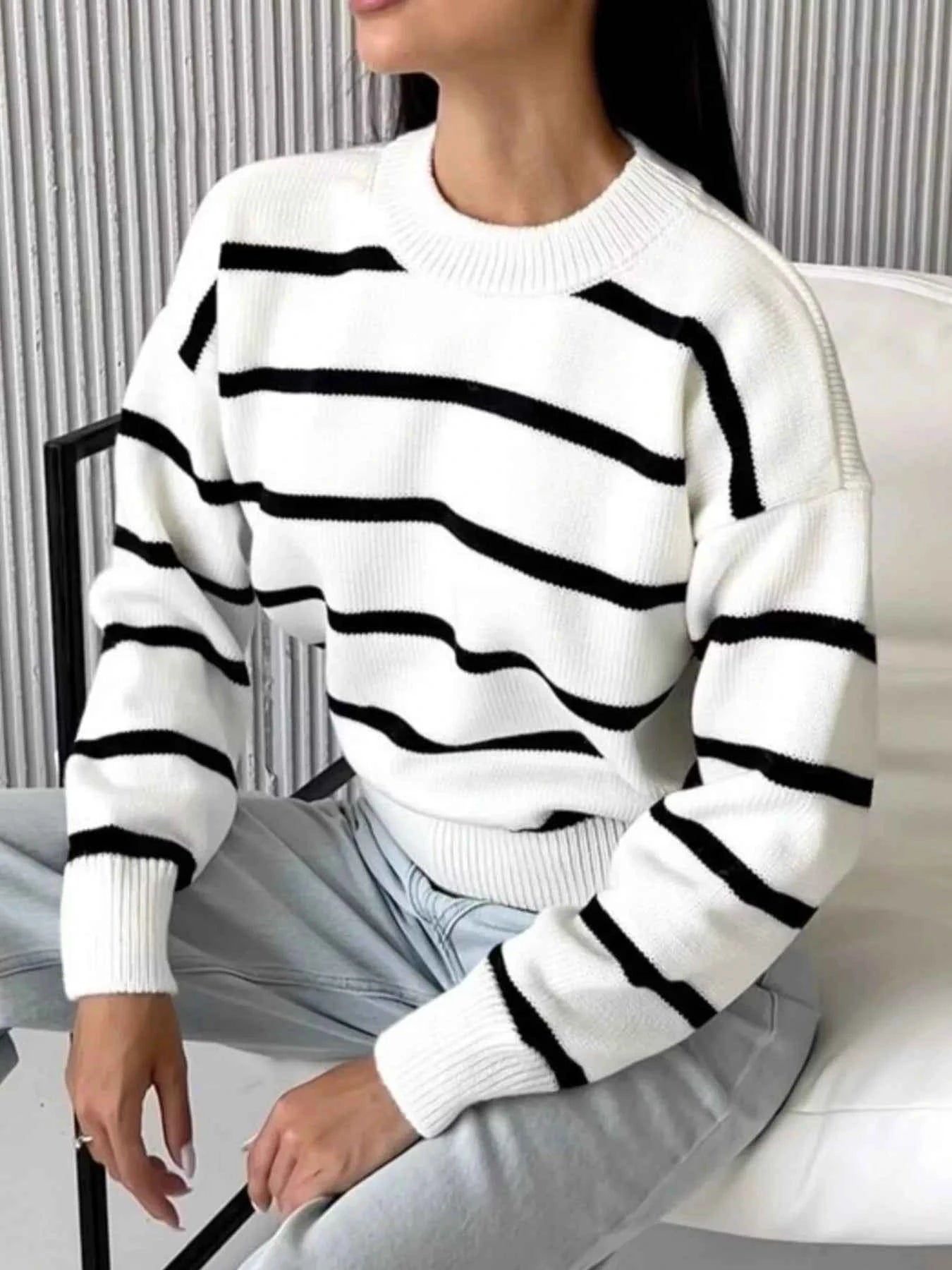 Striped Knit Round Neck Sweater White de124802-c1c2-406b-bc87-125fbd641875-Max-Origin