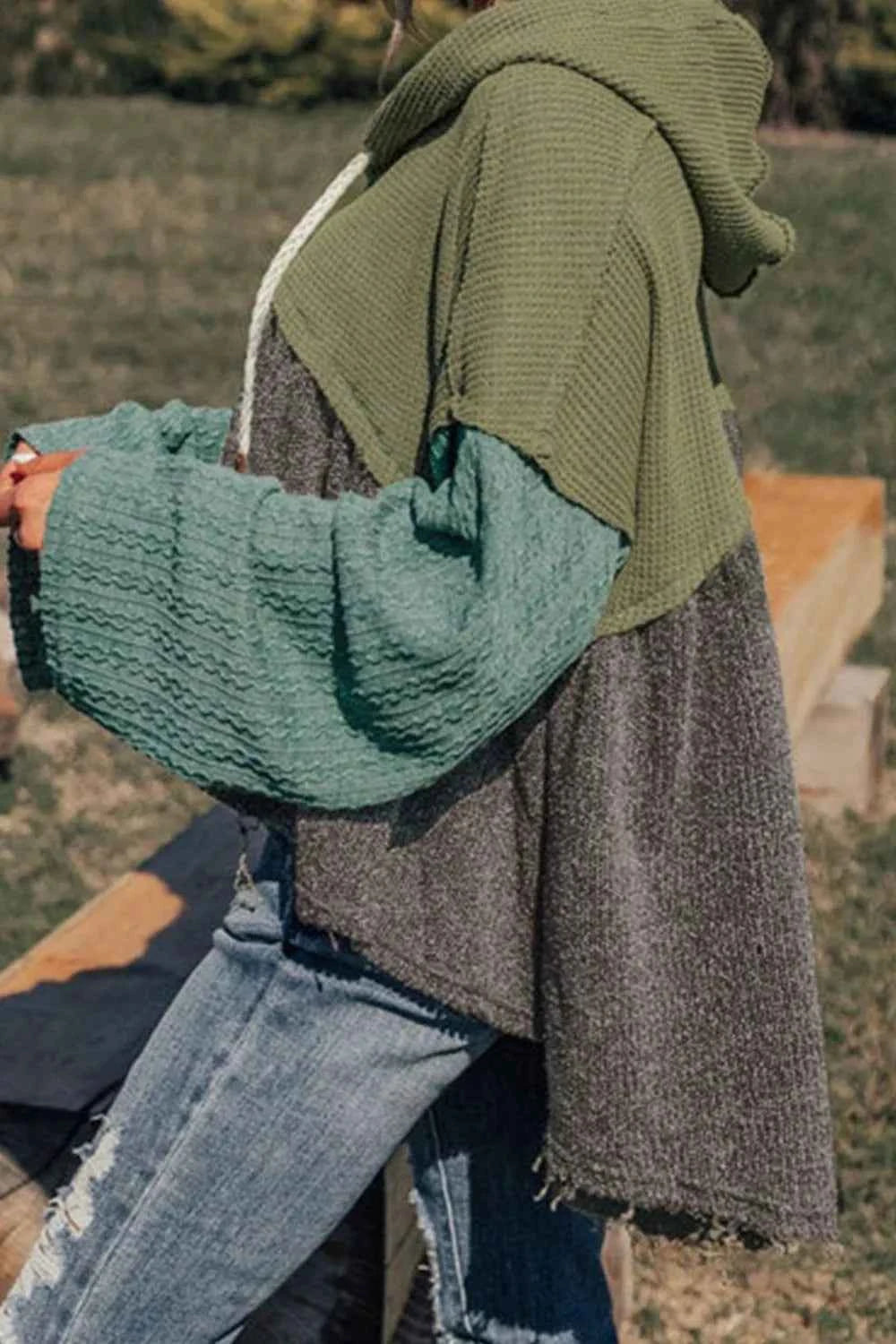 Color Block Waffle Knit Raw Hem Hoodie de7ba217-9ac7-49e5-b447-40d37b357f73-Max-Origin