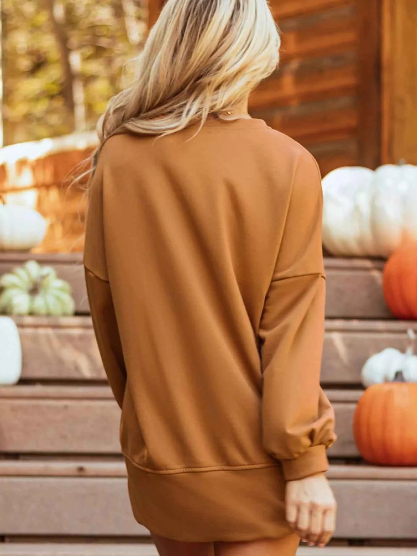 Happy Halloween Graphic Notched Long Sleeve Loose Top de88b2c8-c27c-4079-83e9-858d473a80ca-Max-Origin