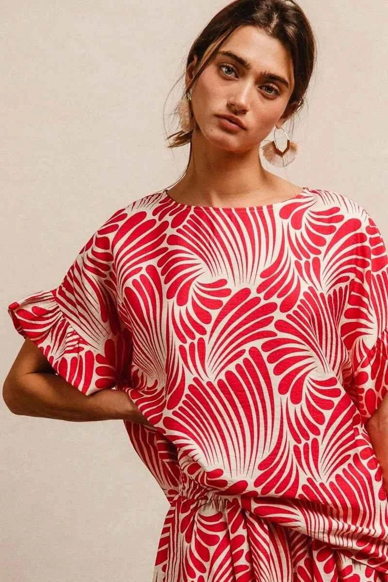 BiBi Print Woven Ruffled Sleeves Top dea698e68aa045ee8a121152d7ec4a96-Max-Origin