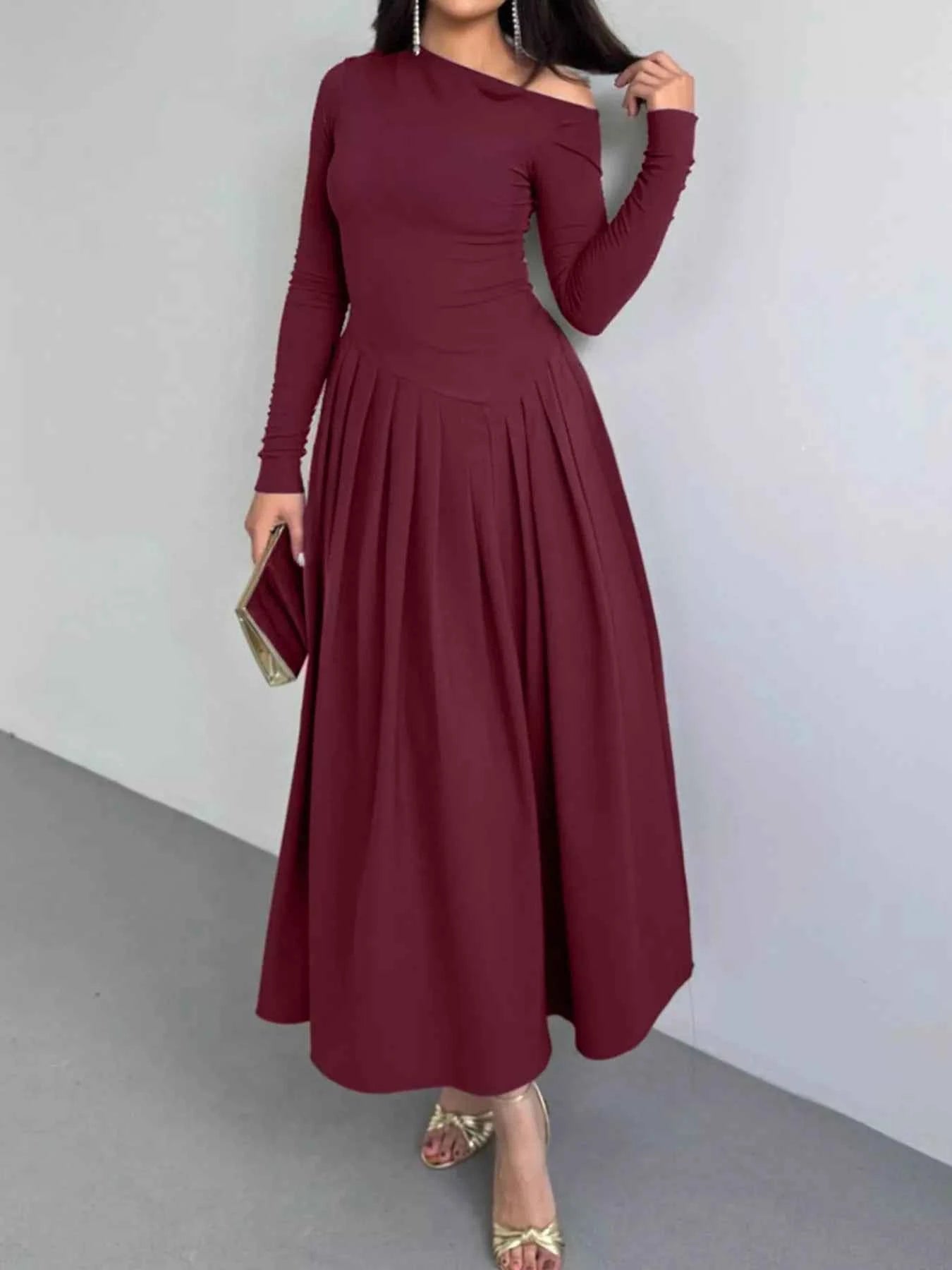 Ruched One Shoulder Long Sleeve Dress deb164fa545b4ea092236ce3d37a746b-Max-Origin