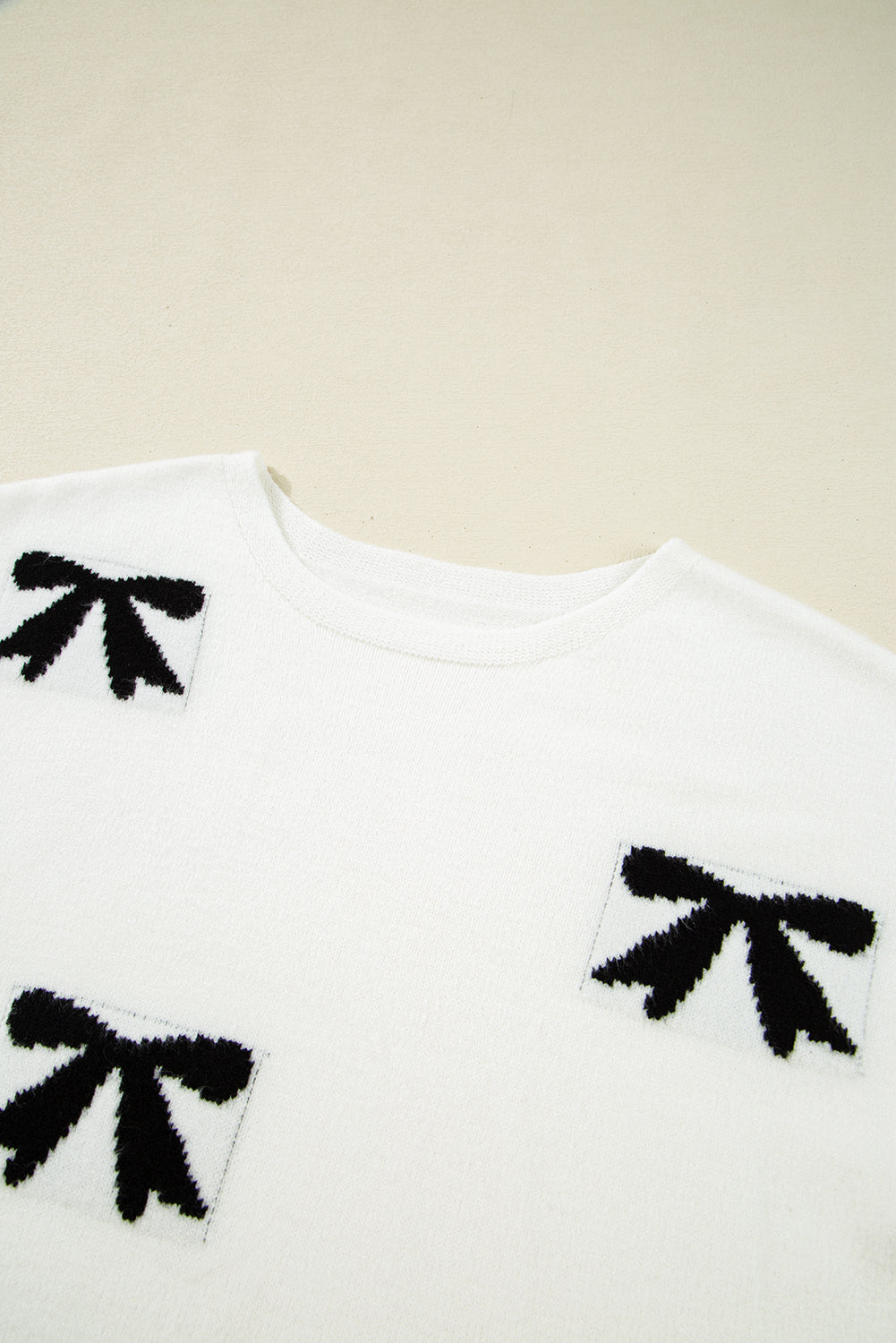 Black Bow Pattern Short Sleeve Knit Top dec844e9d63082a3