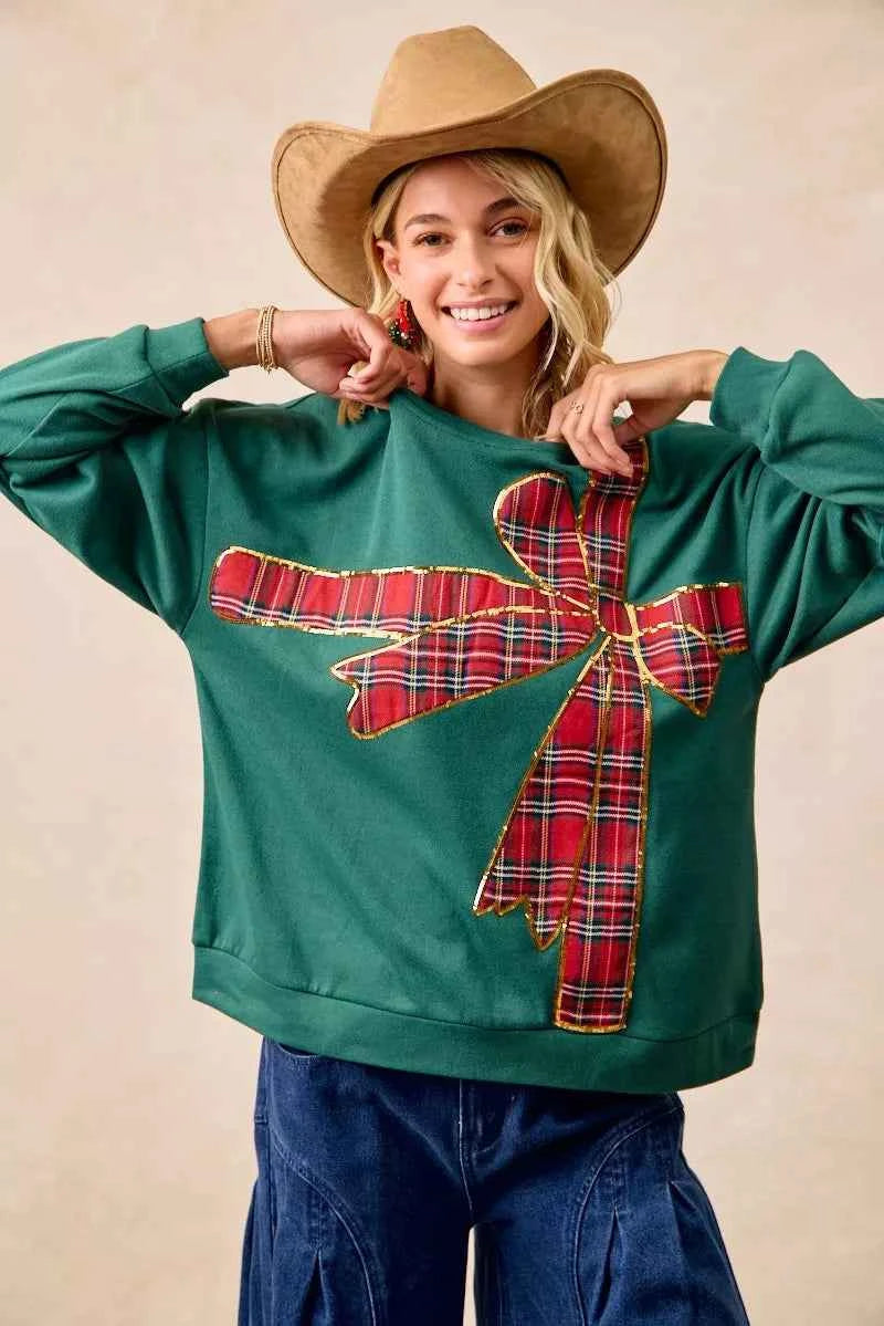 BiBi Plaid Ribbon Bow Detail Christmas Fleece Pullover ded15e17a9164c83ad1edd0a4630af25-Max-Origin